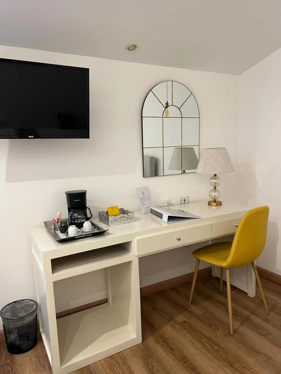 TV and multimedia in Adamas House Hotel Boutique