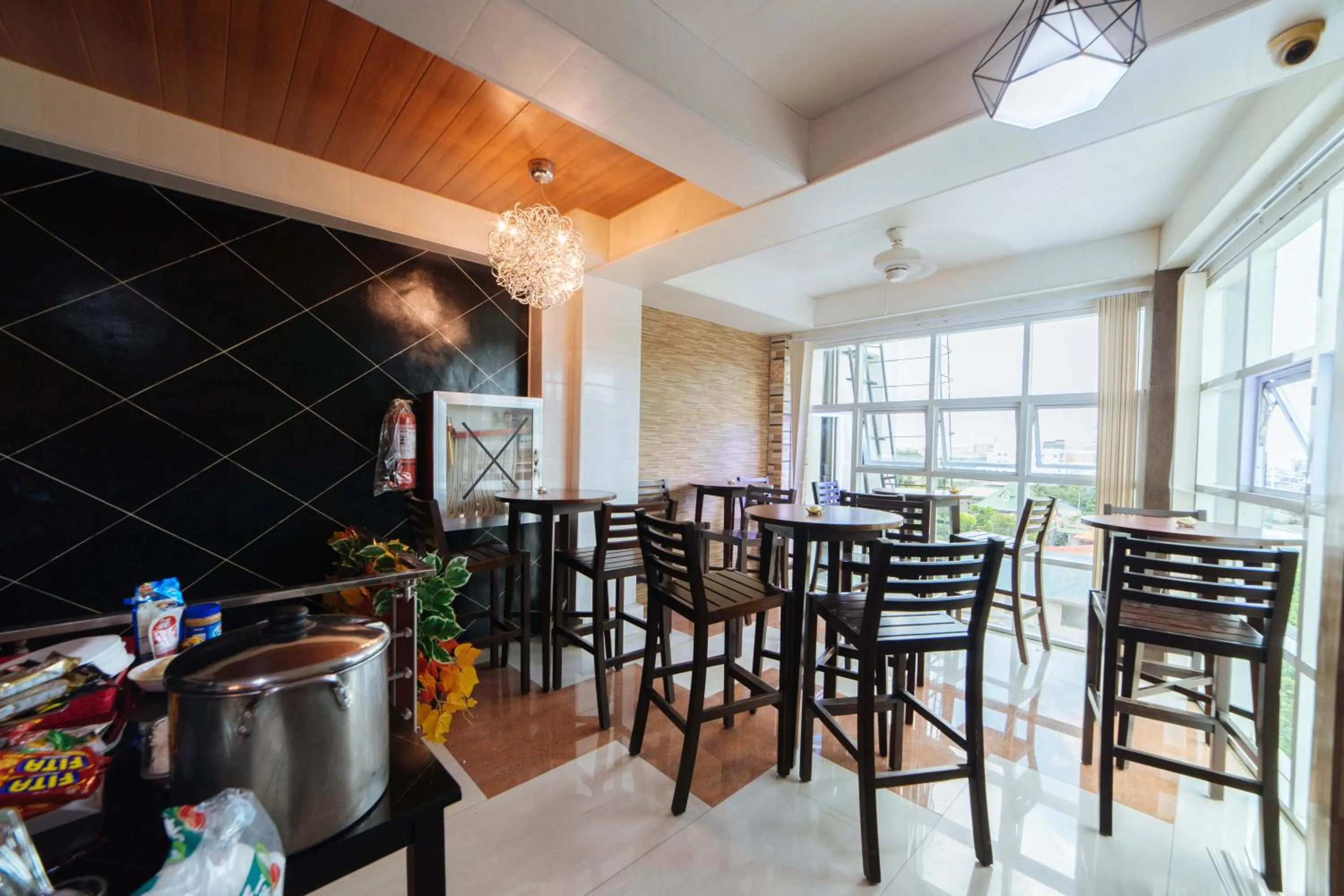 Other, Restaurant/Places to Eat in RedDoorz@Lawaan Roxas City