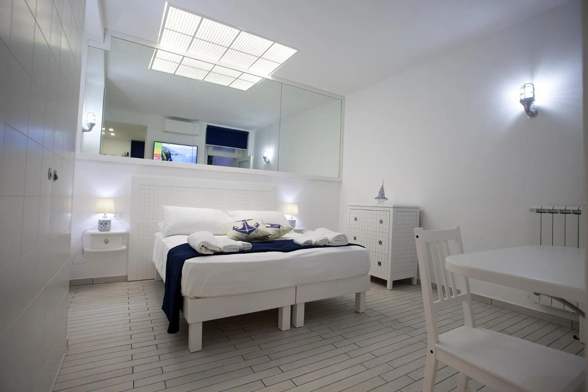 Photo of the whole room, Bed in Le Tolde del Corallone