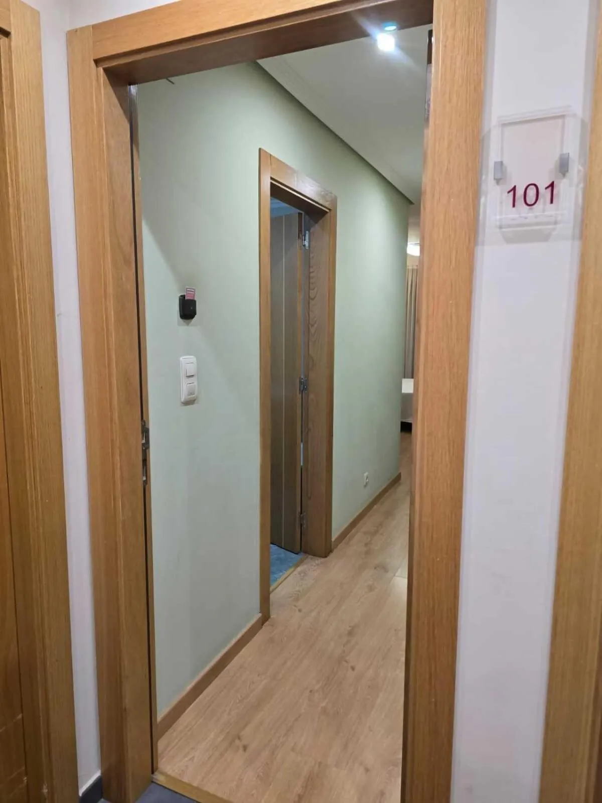 HOTEL EL ROBLE PALENTINO