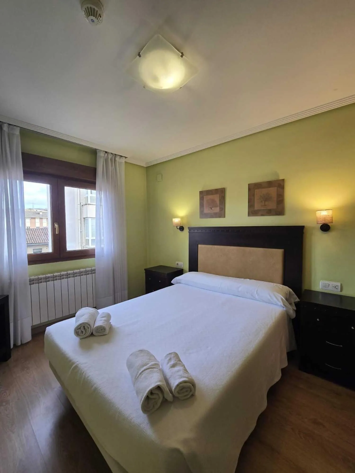 Bed in HOTEL EL ROBLE PALENTINO