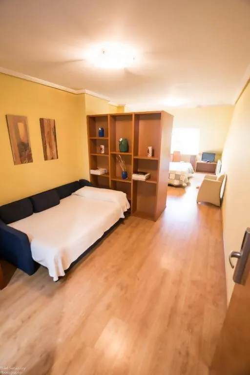 Bed in HOTEL EL ROBLE PALENTINO