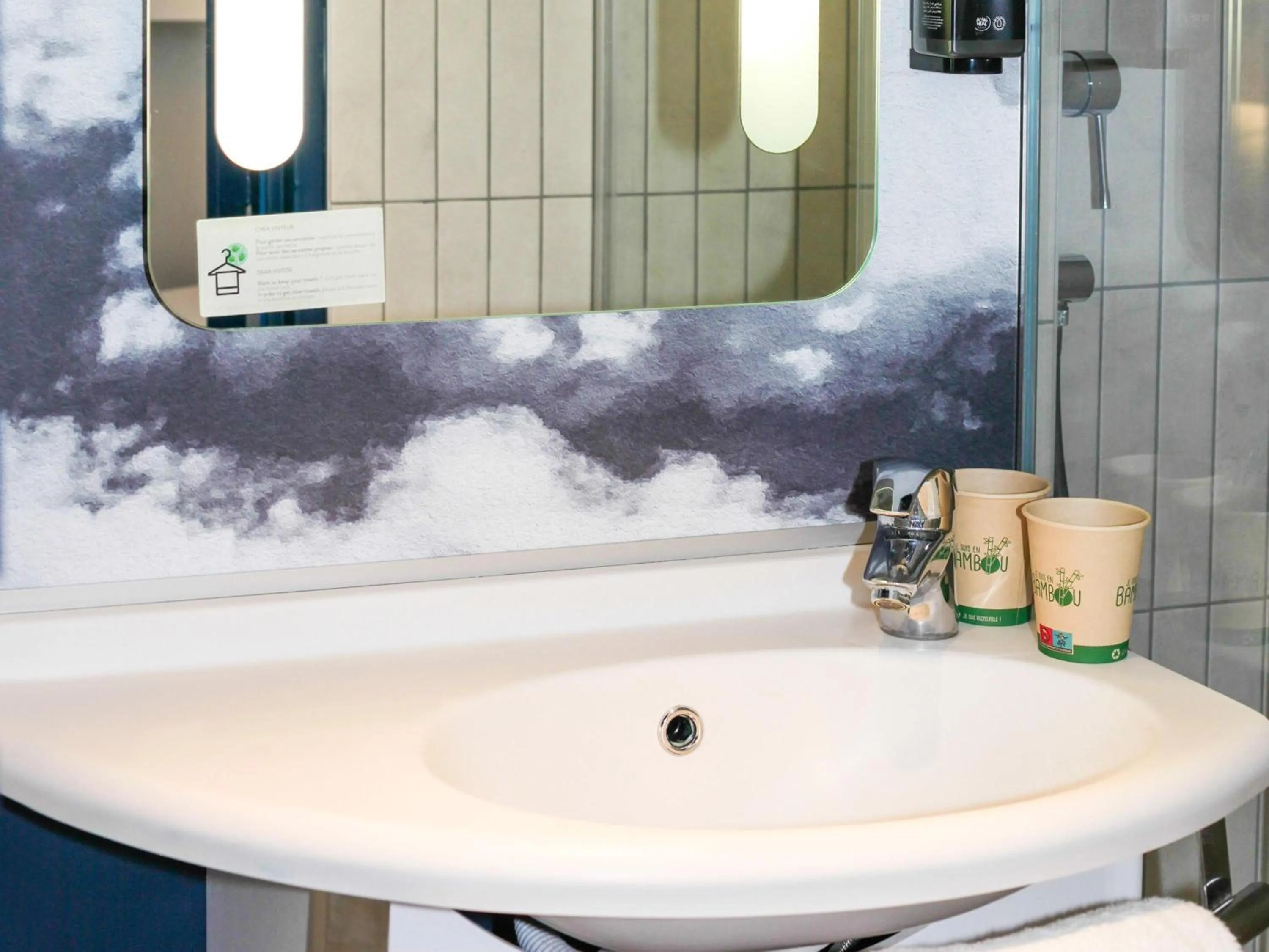 Bedroom in ibis La Rochelle Centre Historique