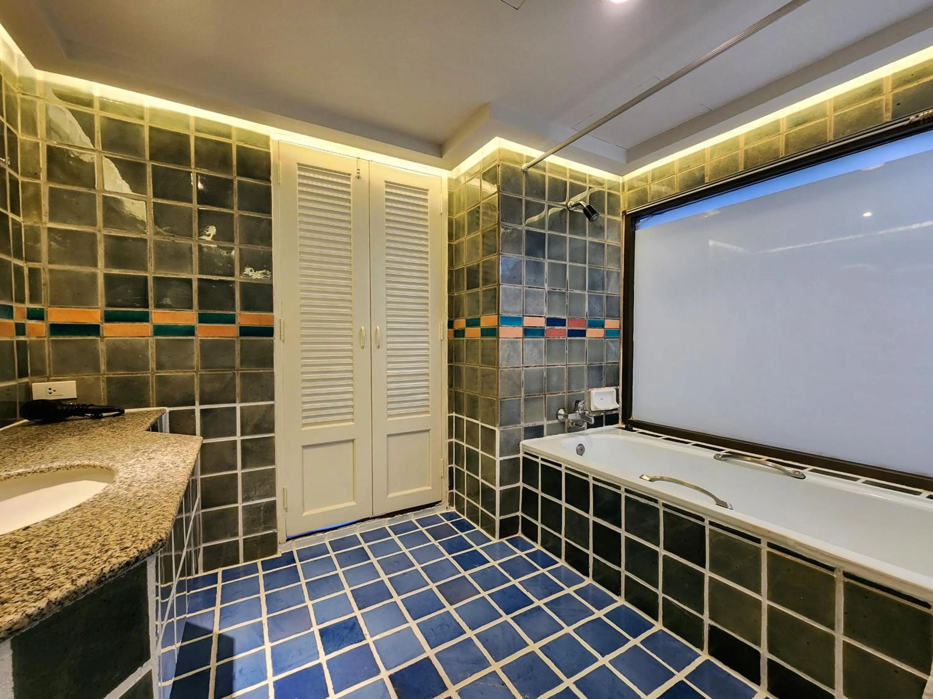 Bathroom in Garden Sea View Resort