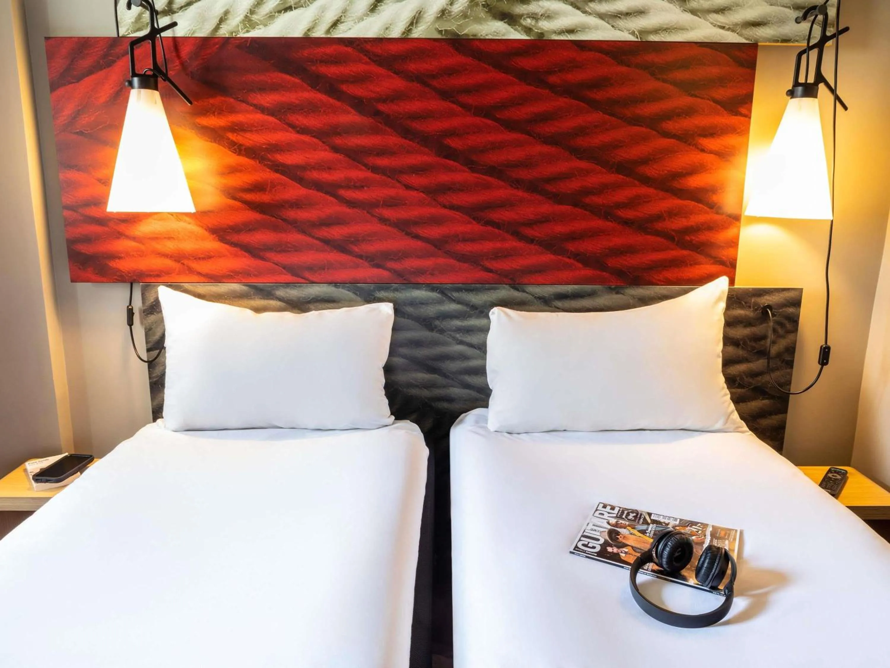 Bedroom, Bed in ibis Rueil-Malmaison Centre