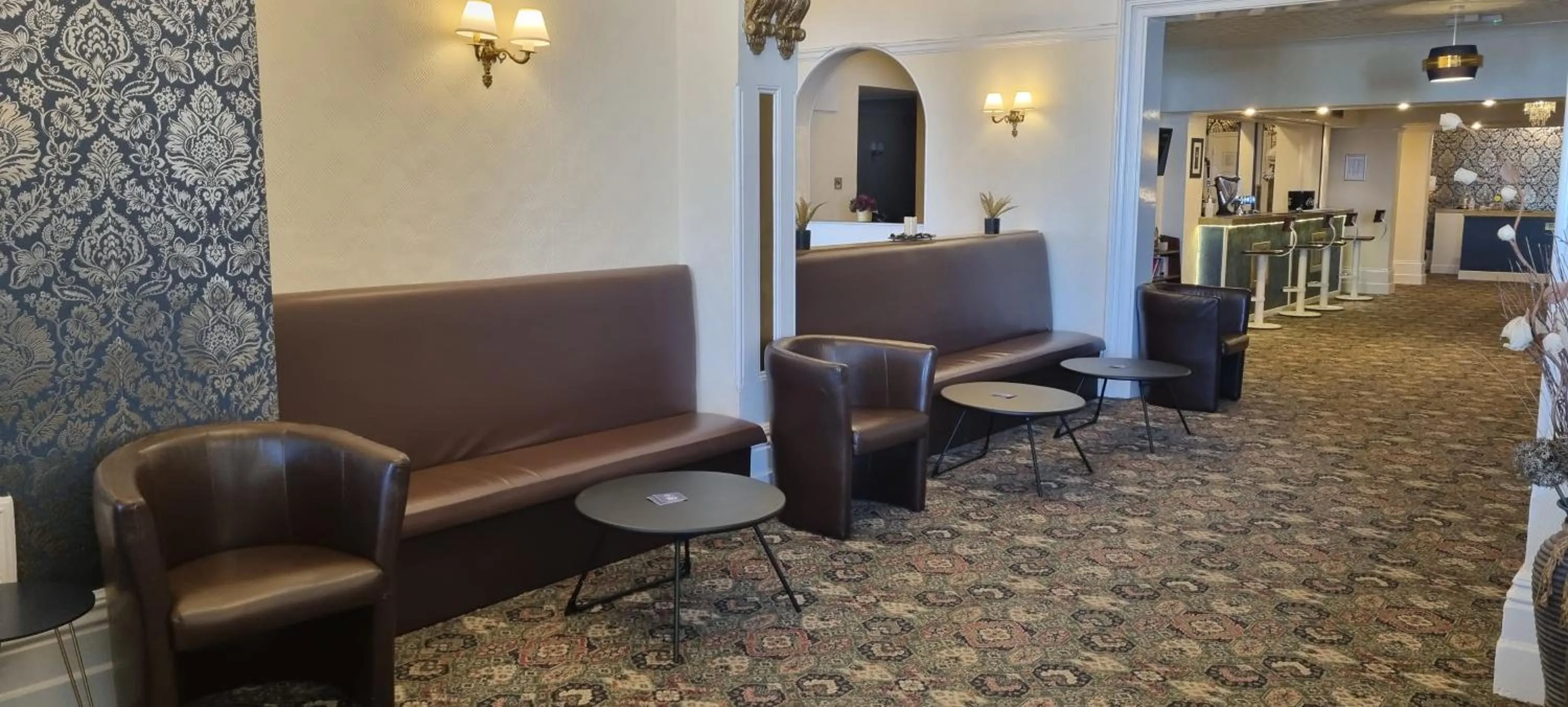 Communal lounge/ TV room in Royal Pier