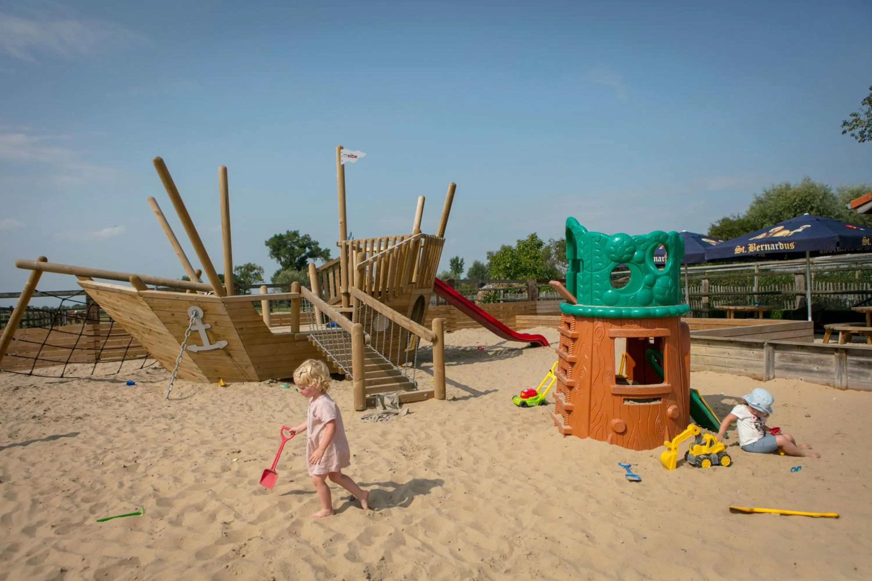 Children play ground in Gasthof Schraevenacker