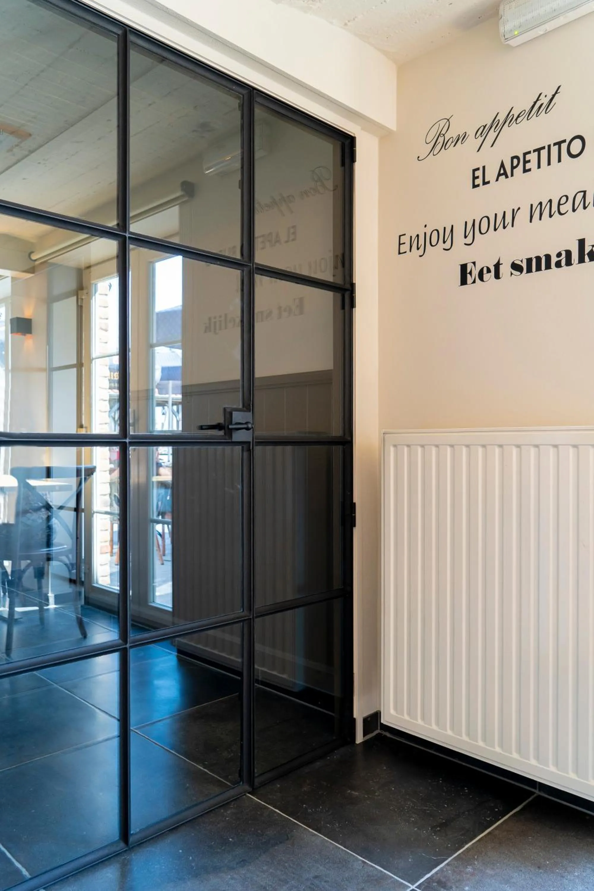 Decorative detail in Gasthof Schraevenacker