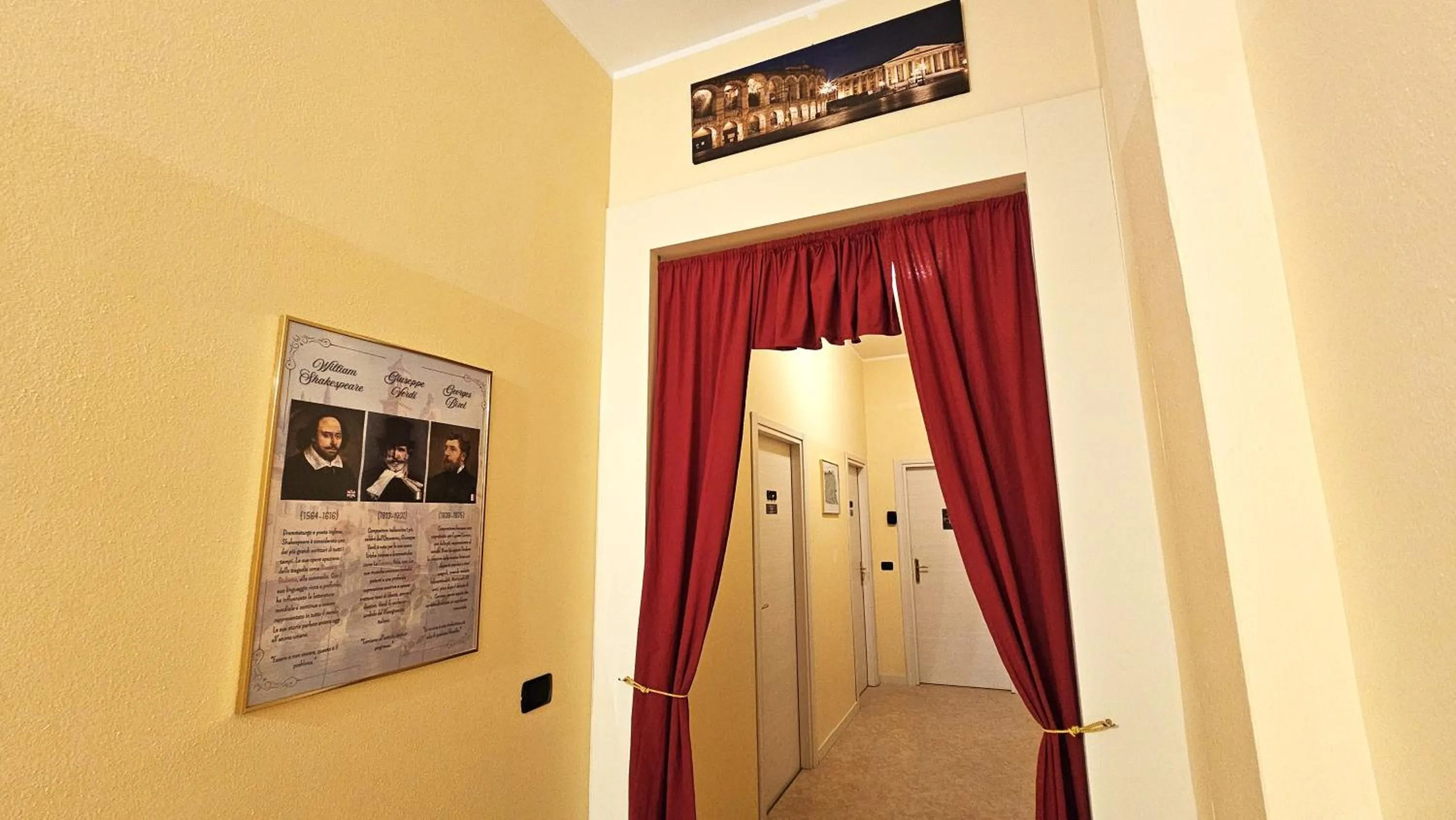 Lobby or reception in Opera et Love