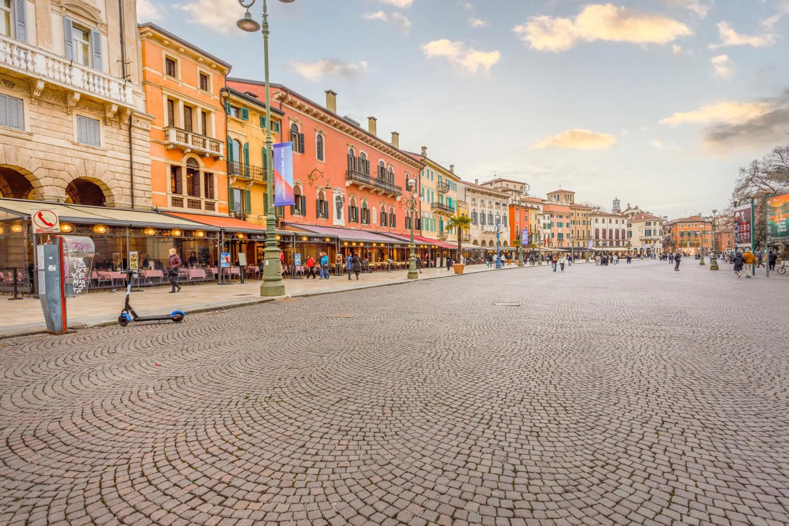 OPERA et LOVE - 200m dall'Arena con convenzione per Parcheggio e Colazione in pasticceria adiacente