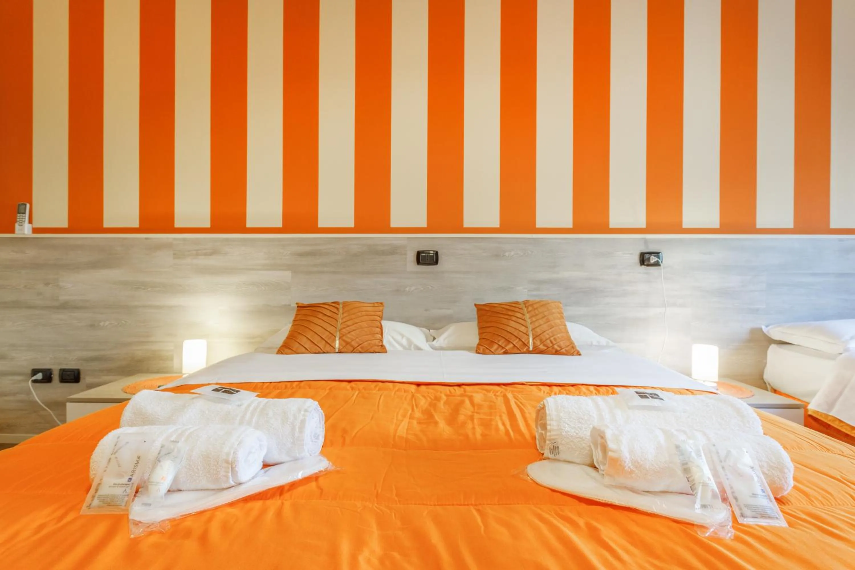 Bed in OPERA et LOVE - 200m dall'Arena con convenzione per Parcheggio e Colazione in pasticceria adiacente