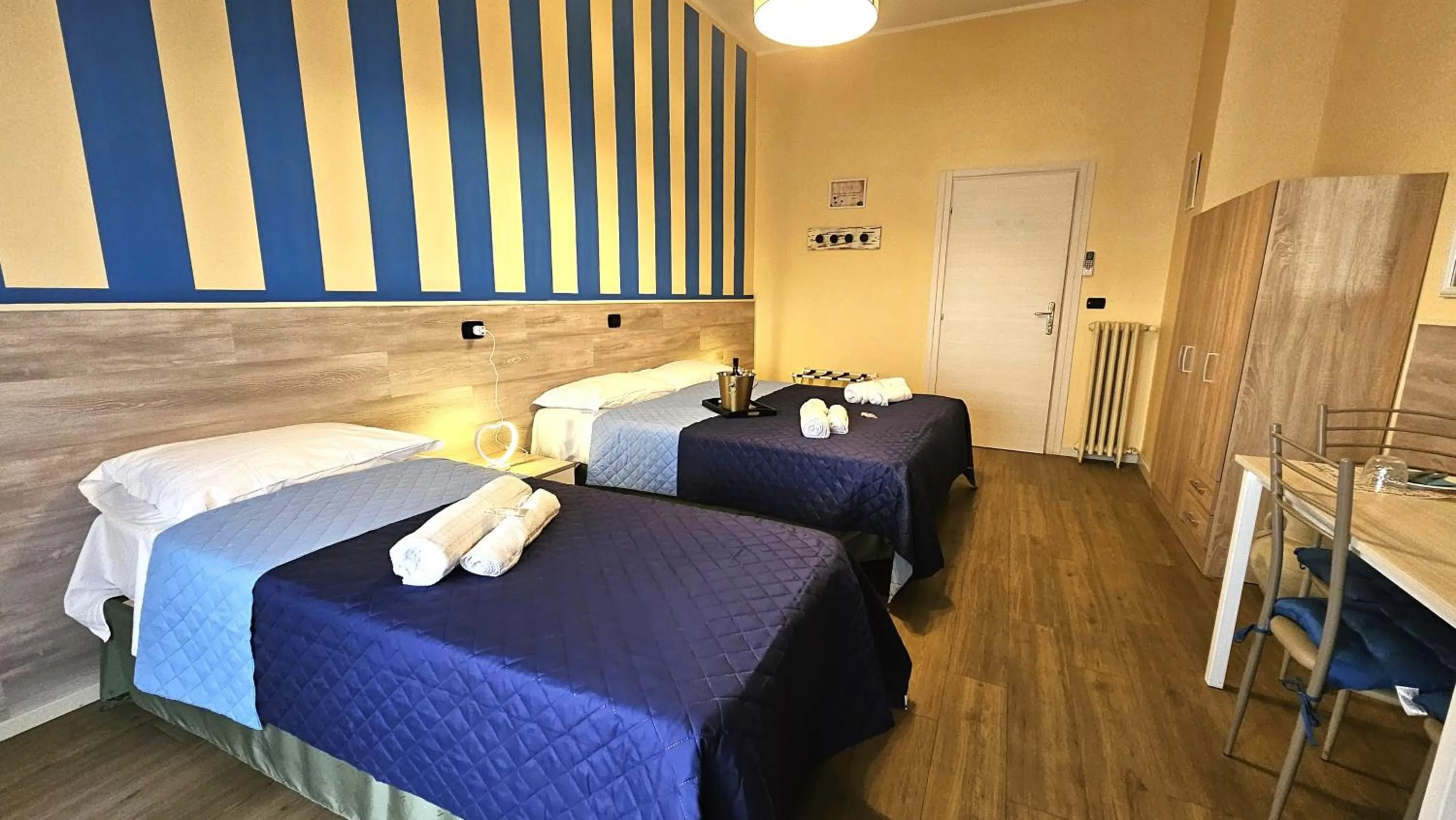 Bed in Opera et Love