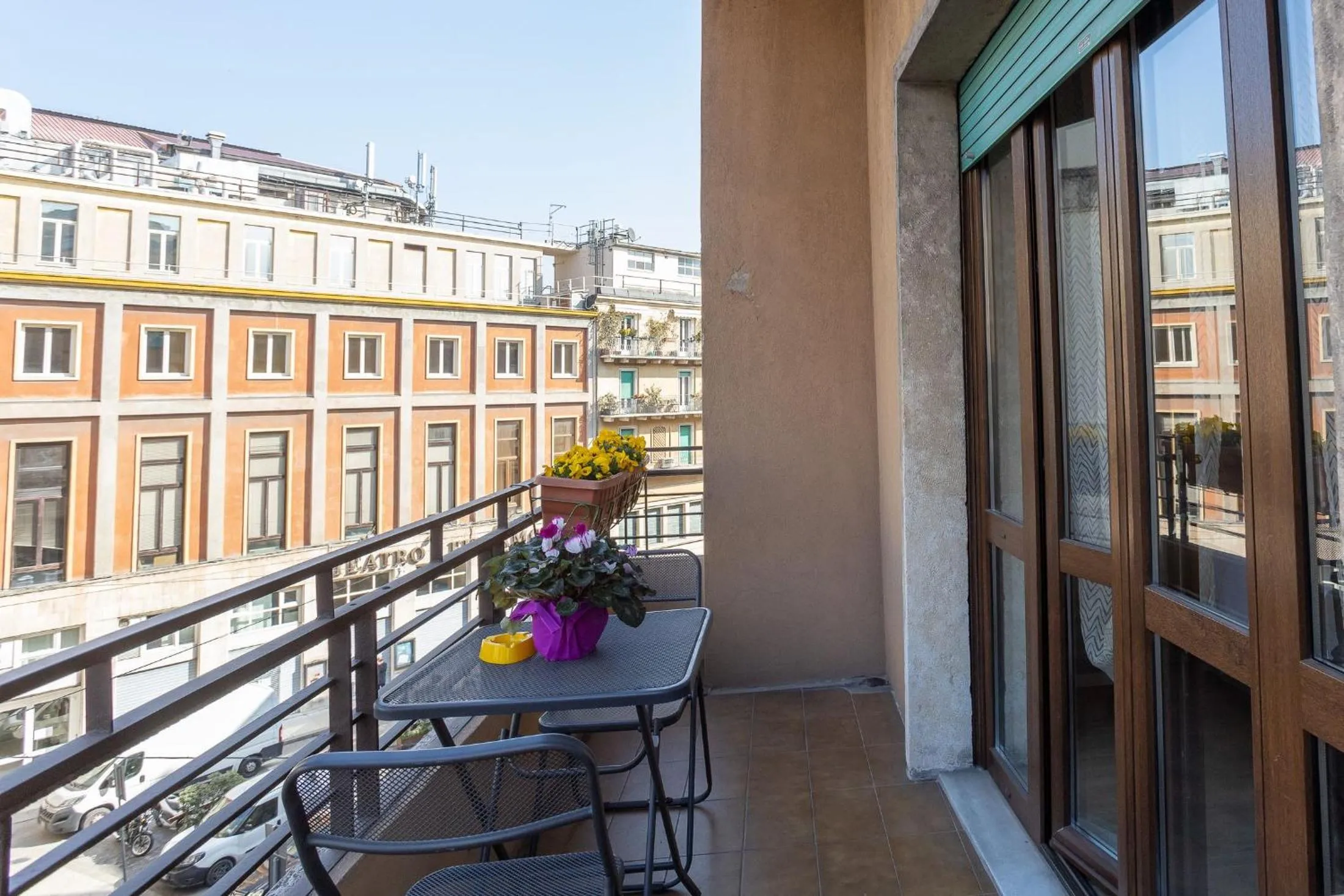 Property building in Opera et Love