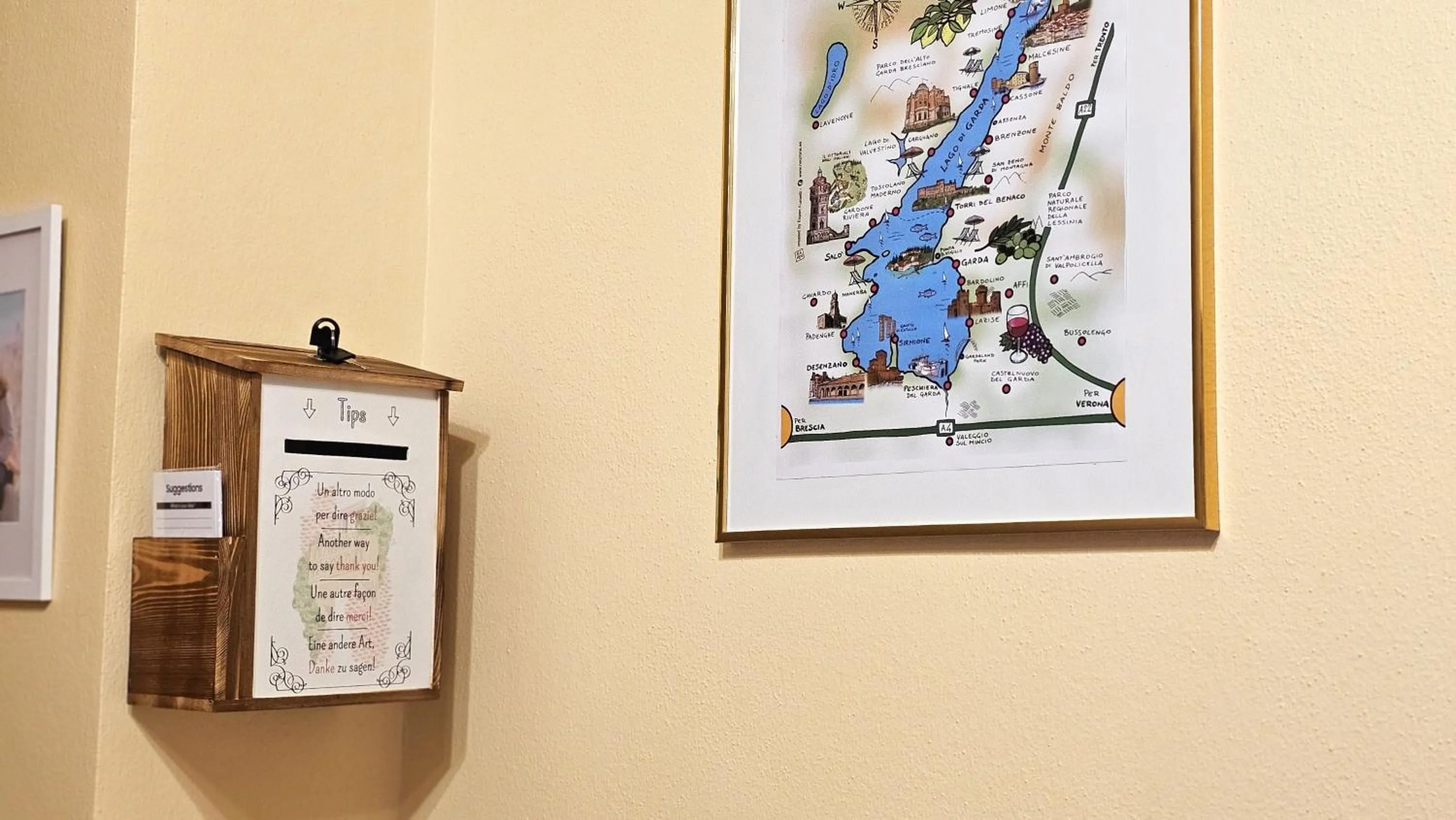 Lobby or reception in Opera et Love