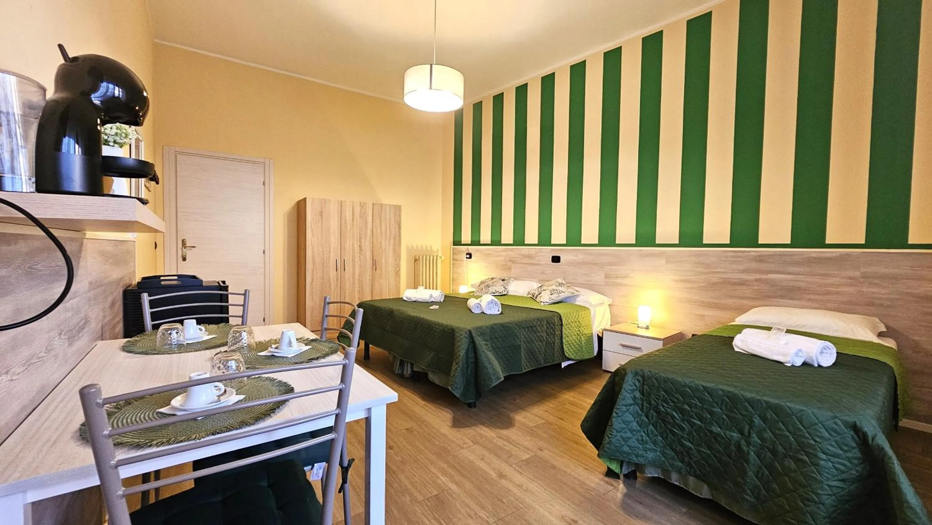 Bed in Opera et Love