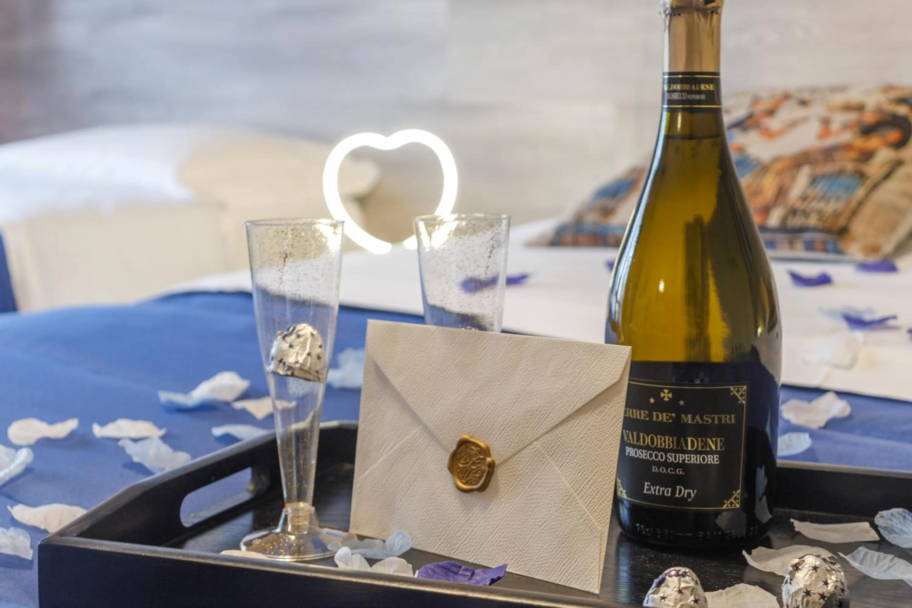 OPERA et LOVE - 200m dall'Arena con convenzione per Parcheggio e Colazione in pasticceria adiacente