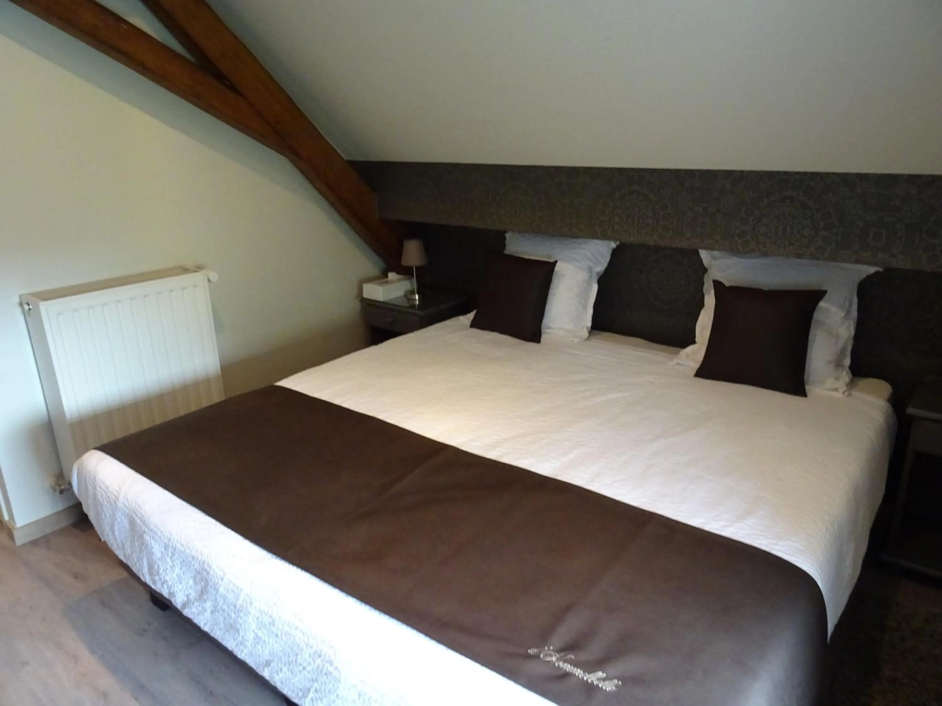 Bedroom, Bed in D'Hommelbelle