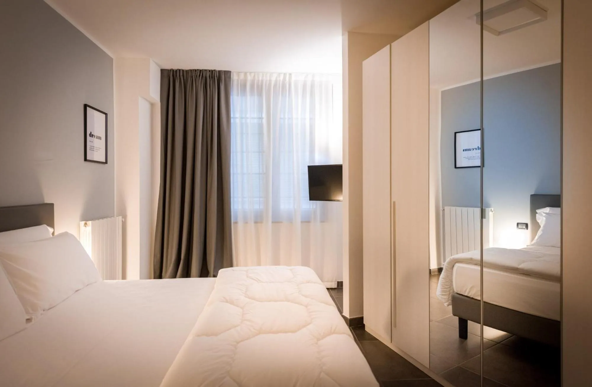 Bed in TURINHOMETOWN Residence Apartments