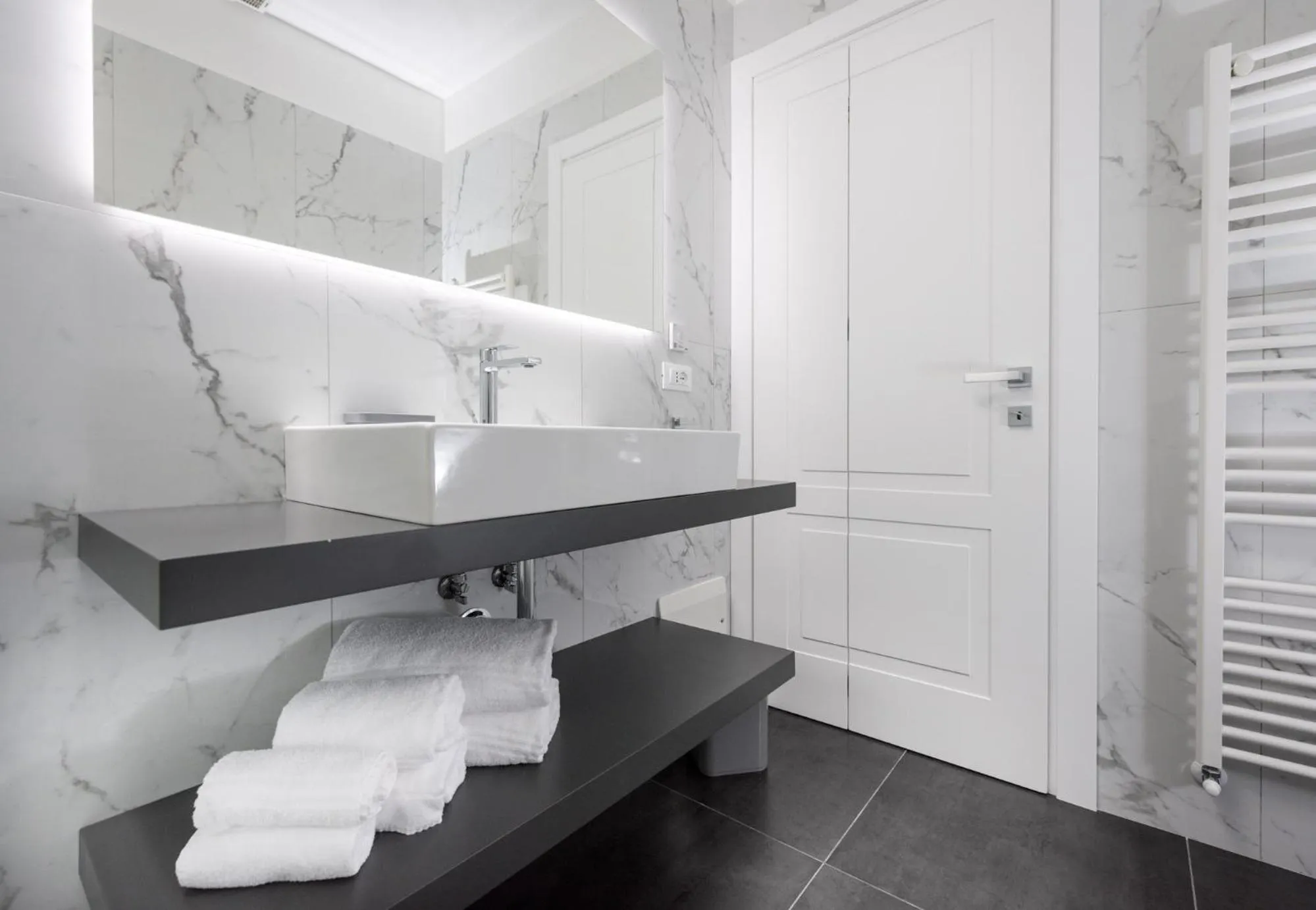 Bathroom in TURINHOMETOWN Residence Apartments