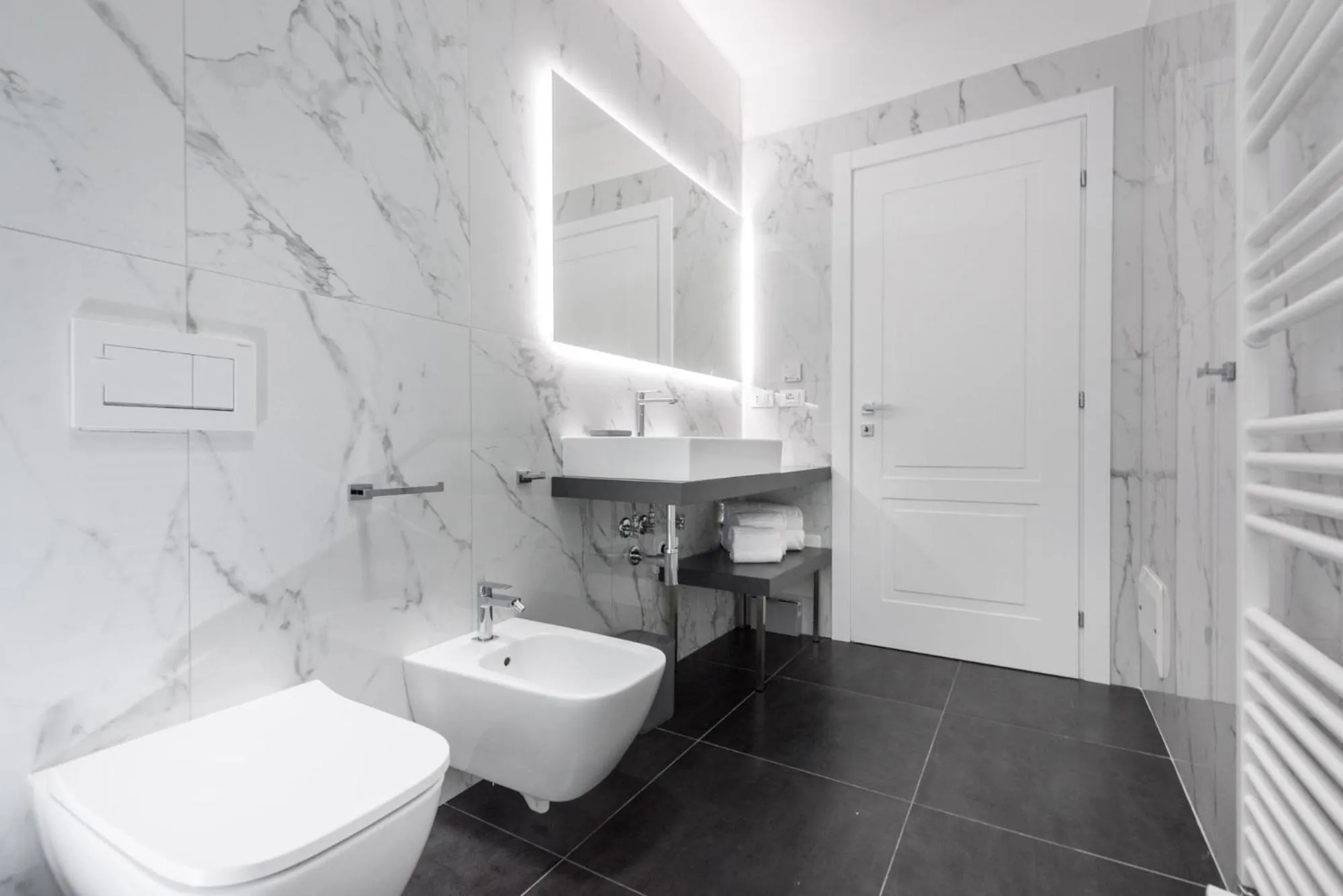 Bathroom in TURINHOMETOWN Residence Apartments