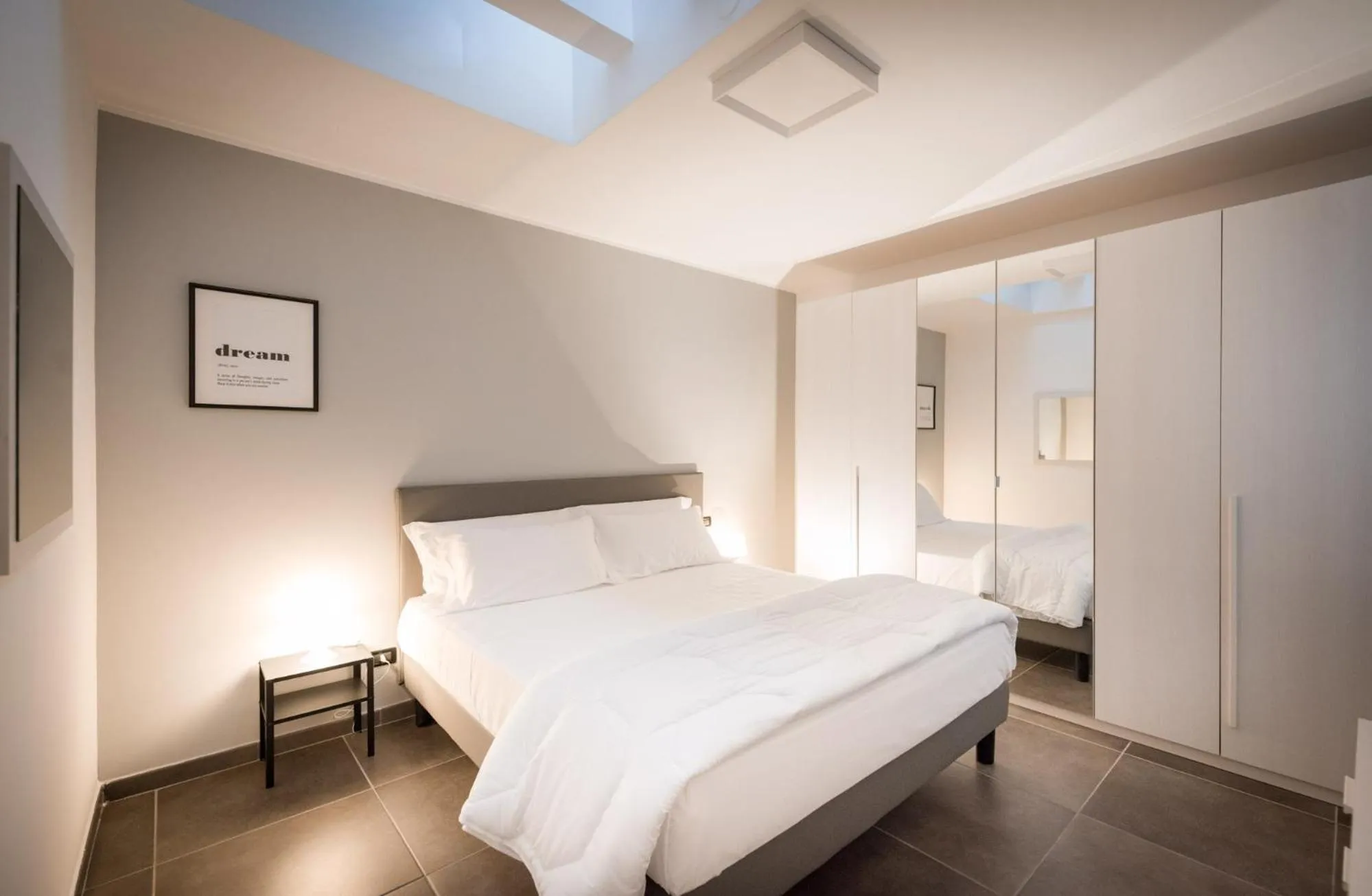 Bed in TURINHOMETOWN Residence Apartments