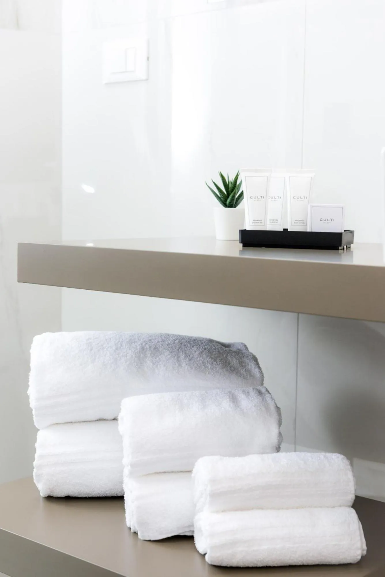 Bathroom in TURINHOMETOWN Residence Apartments