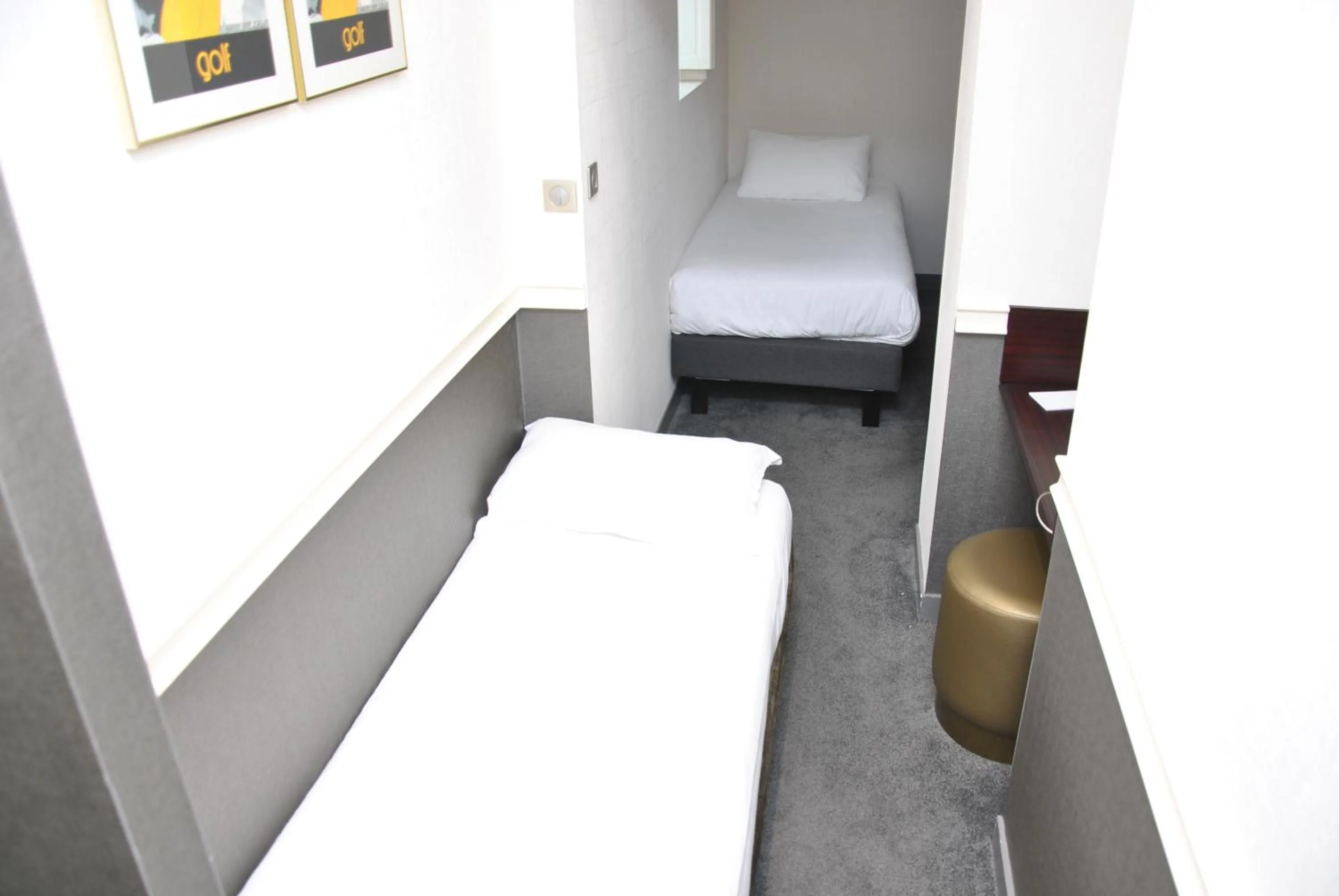 Bed in Hôtel Le Beaufort