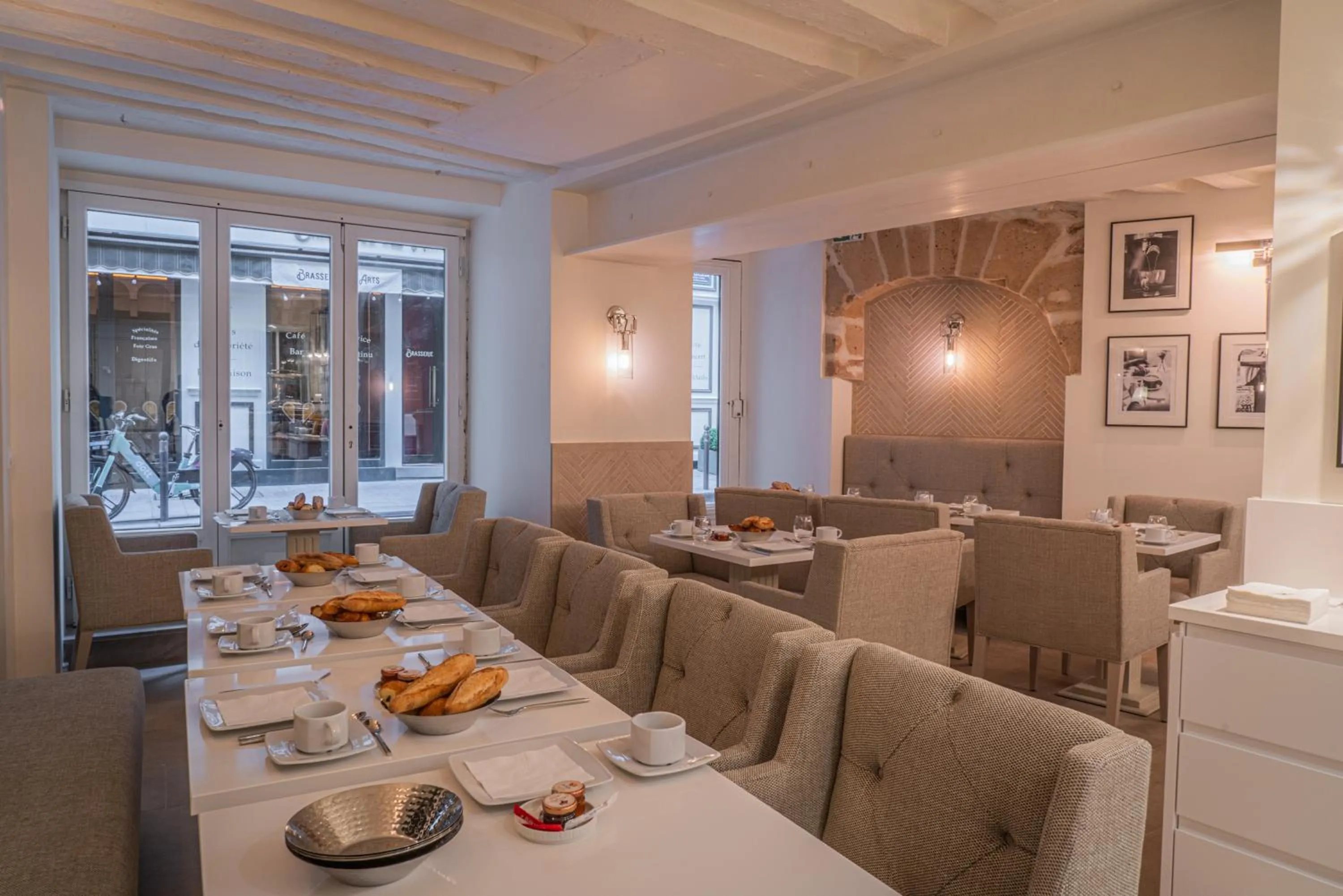 Breakfast in Hotel Résidence Des Arts - Saint-Germain