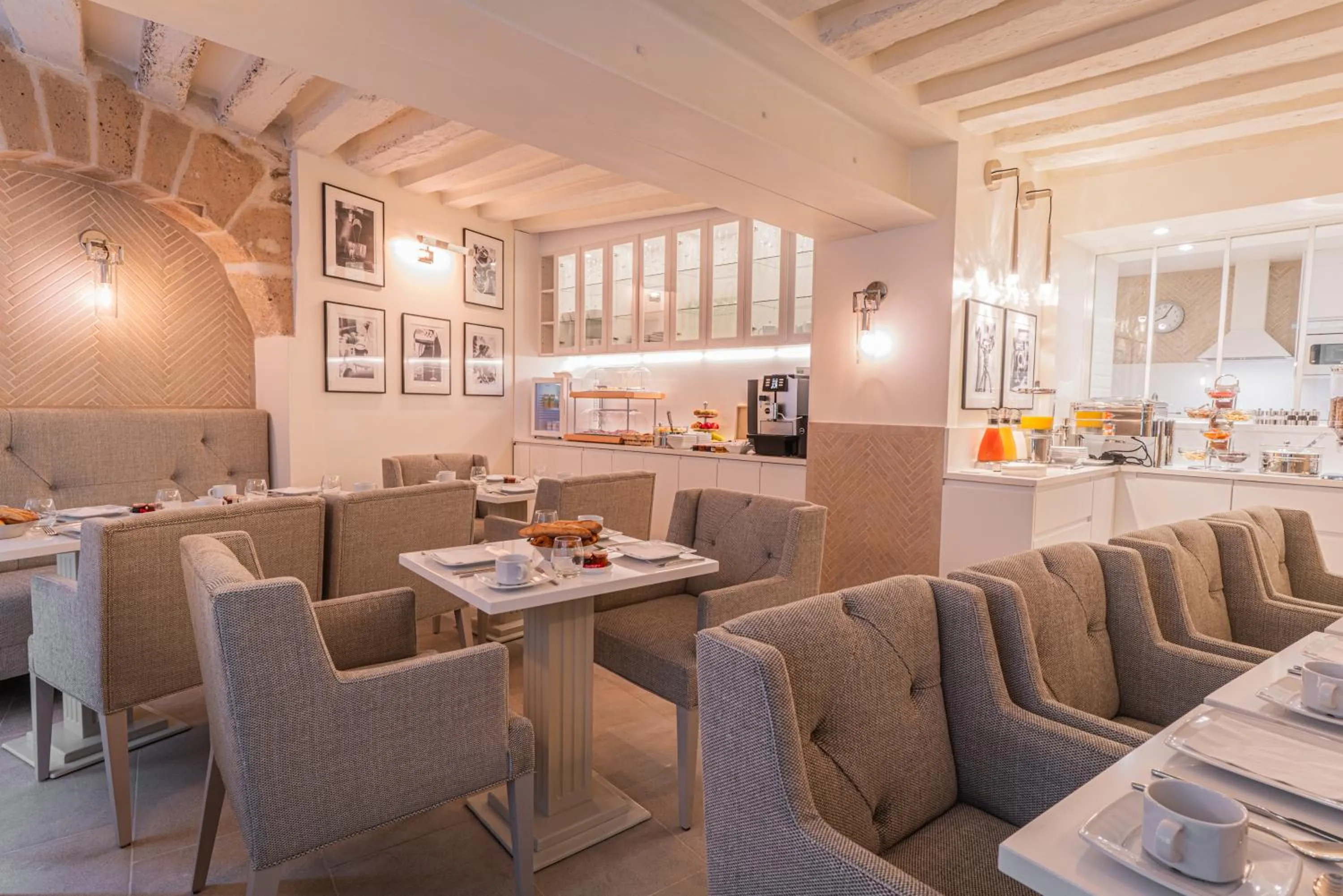 Breakfast in Hotel Résidence Des Arts - Saint-Germain