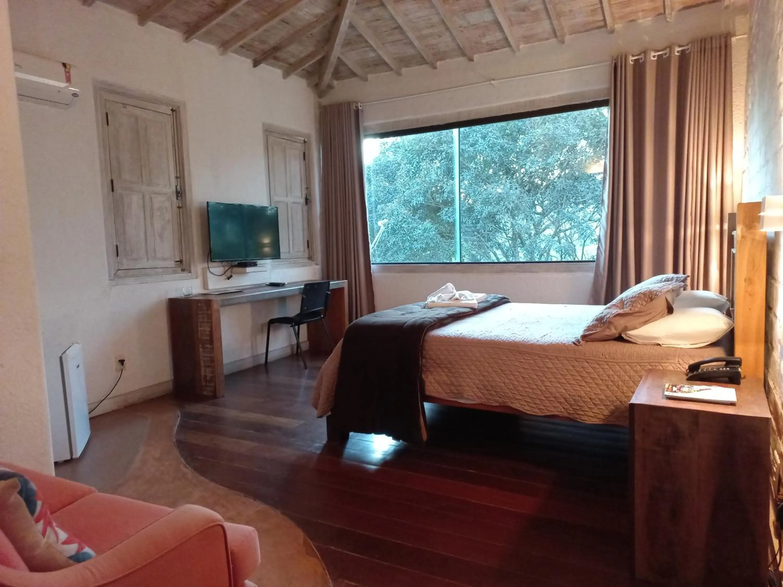 Bed in Pousada Cantares