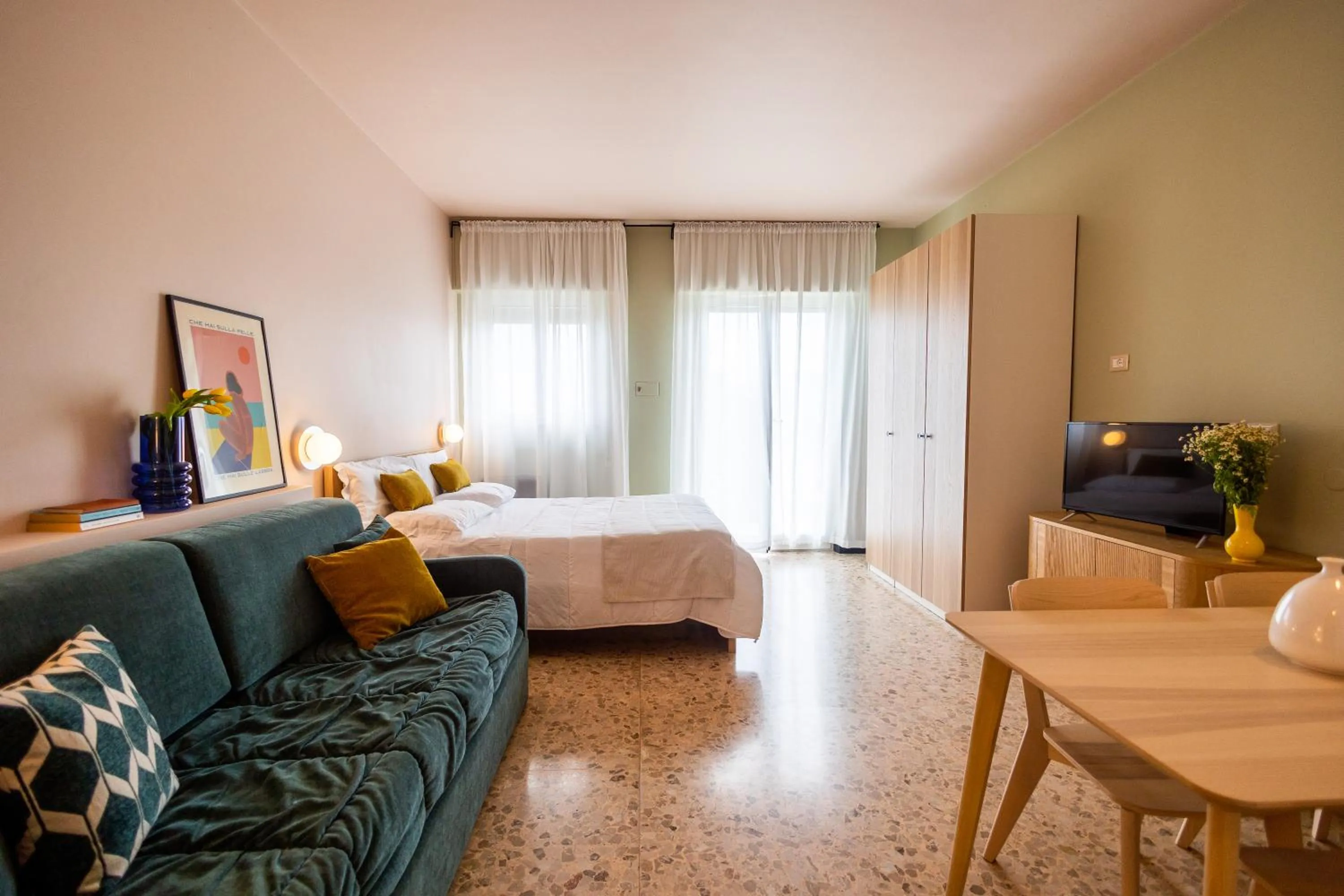 Bed in Residence Sabrina