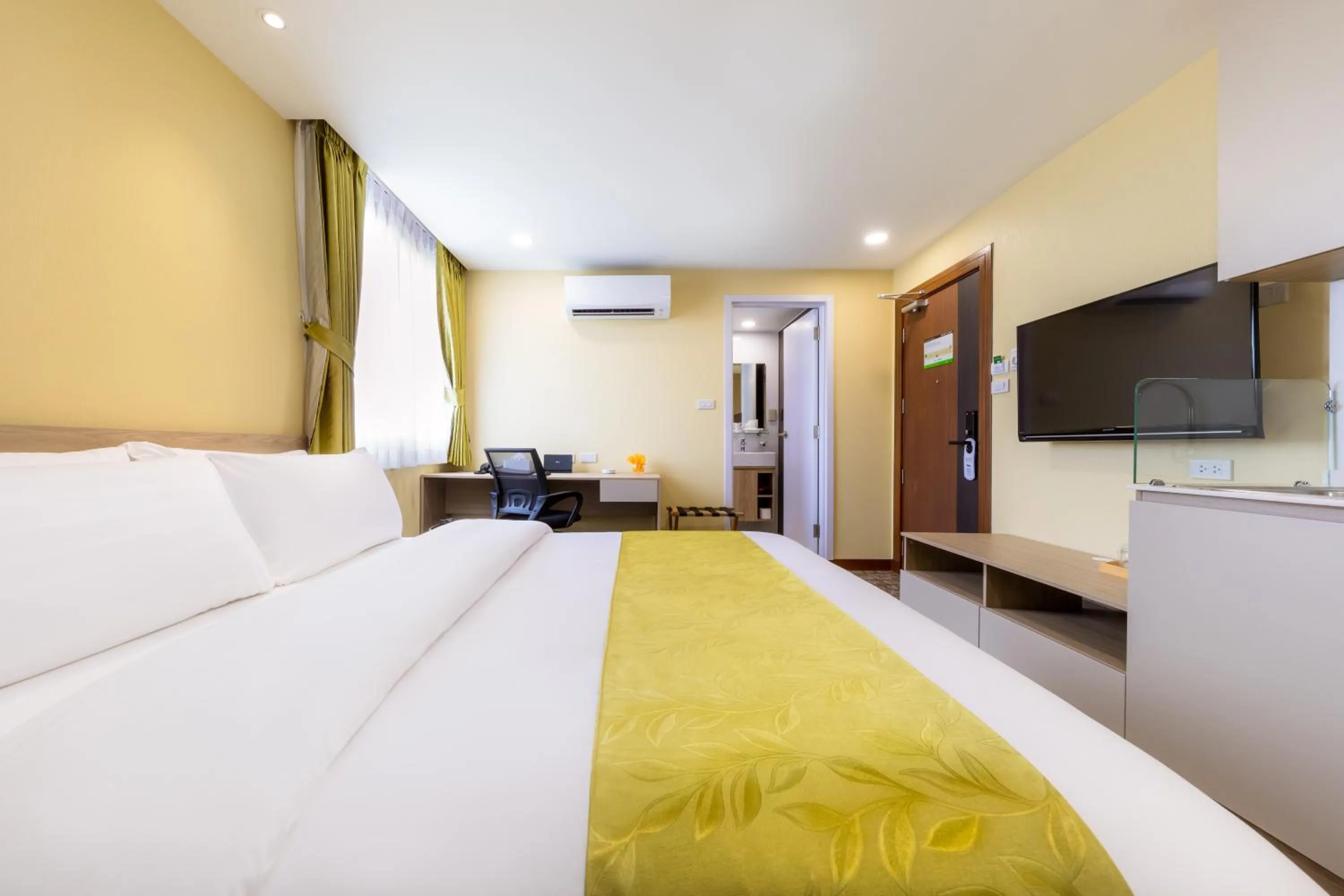 Bedroom, Bed in Hotel Kuretakeso Thailand Sriracha - SHA Extra Plus