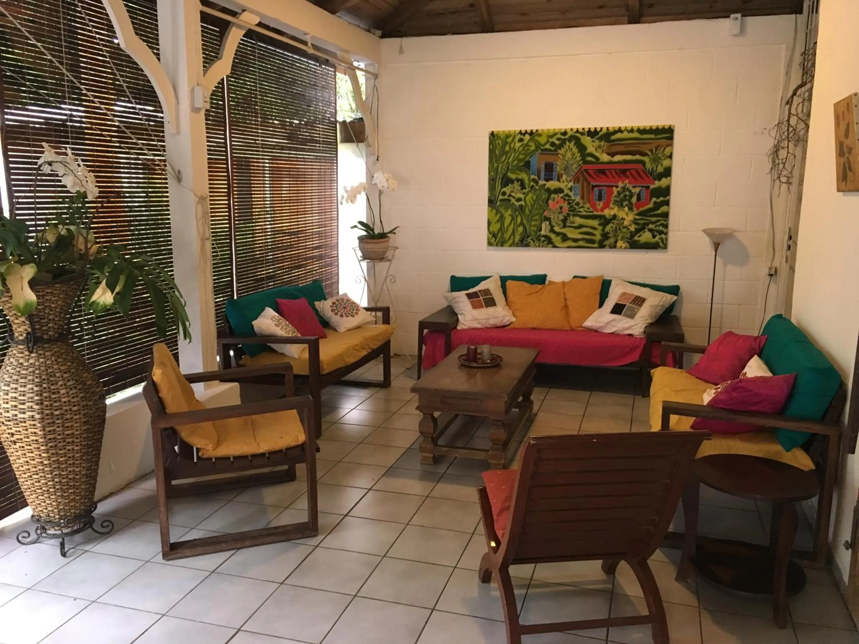 Patio in LE MEDINILLA