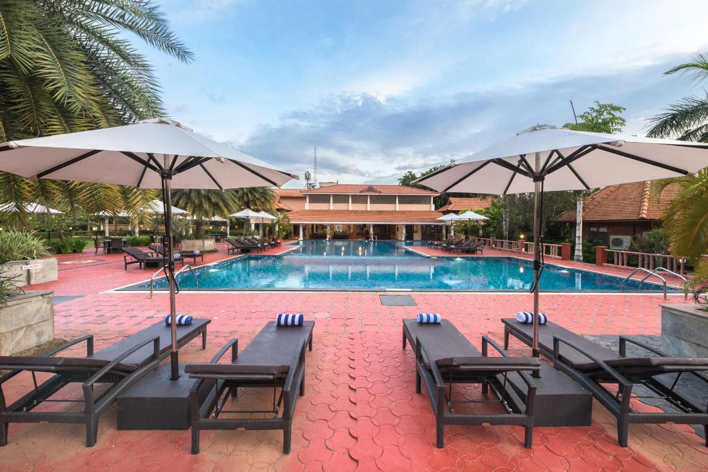 Swimming pool in Club Mahindra Poovar