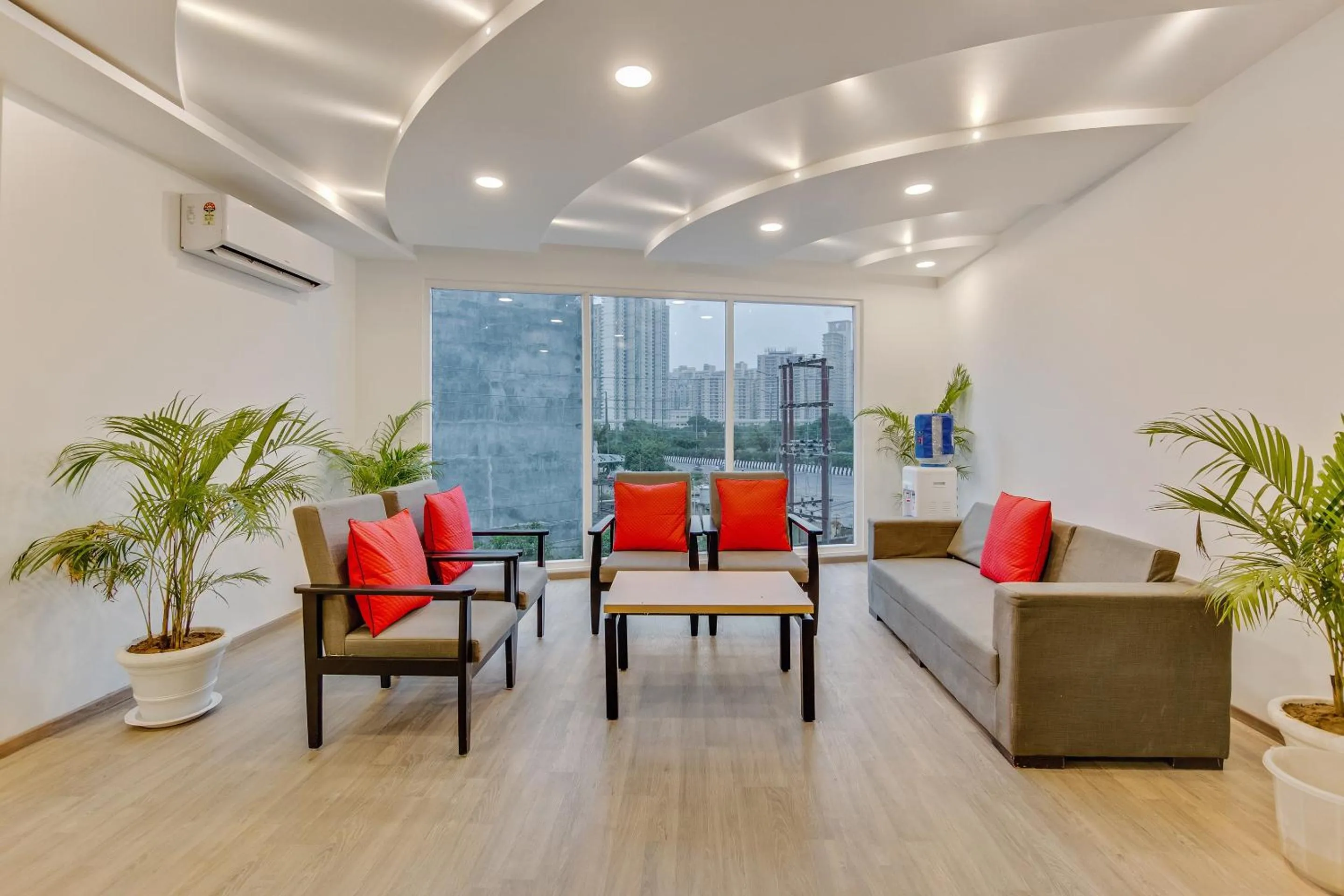 Lobby or reception in Super Townhouse 204 Sector 49 Near Logix city centre