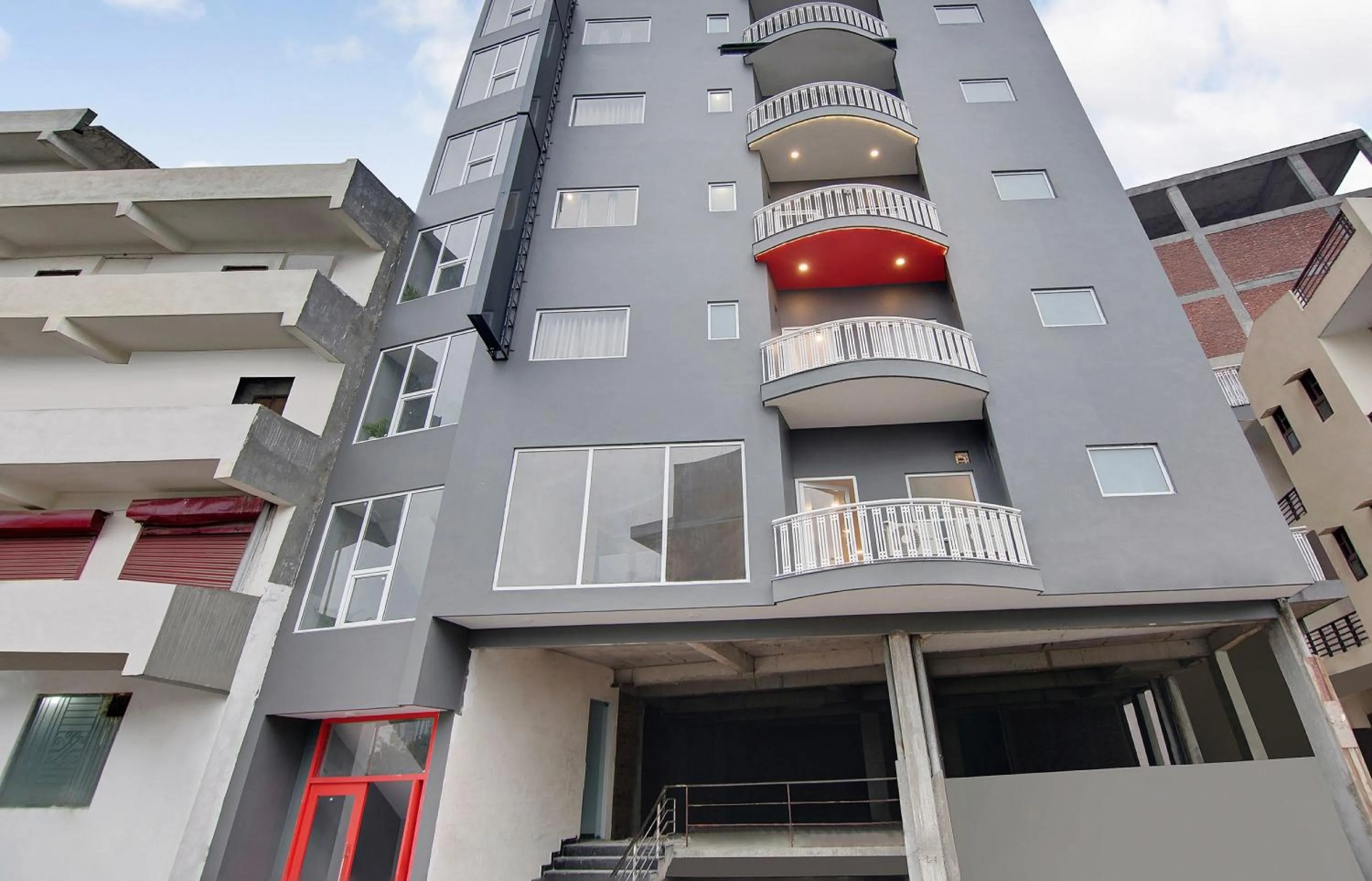 Facade/entrance in Super Townhouse 204 Sector 49 Near Logix city centre