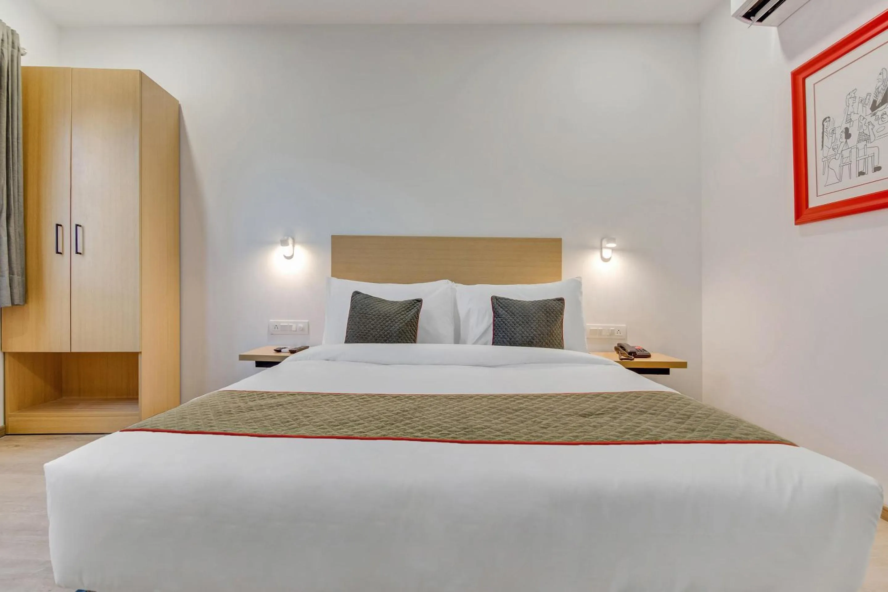 Bedroom, Bed in Super Townhouse 204 Sector 49 Near Logix city centre