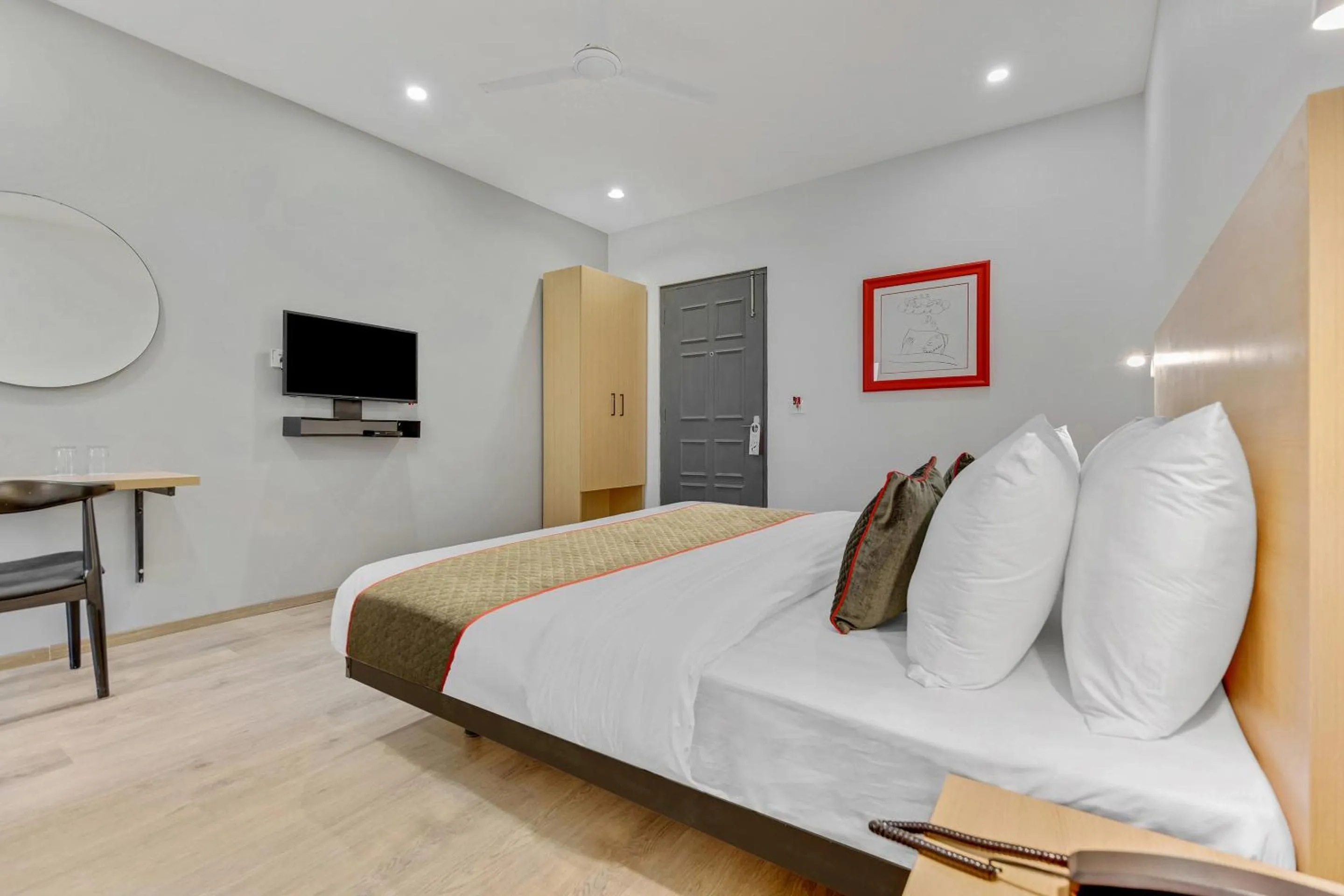 Bedroom, Bed in Super Townhouse 204 Sector 49 Near Logix city centre