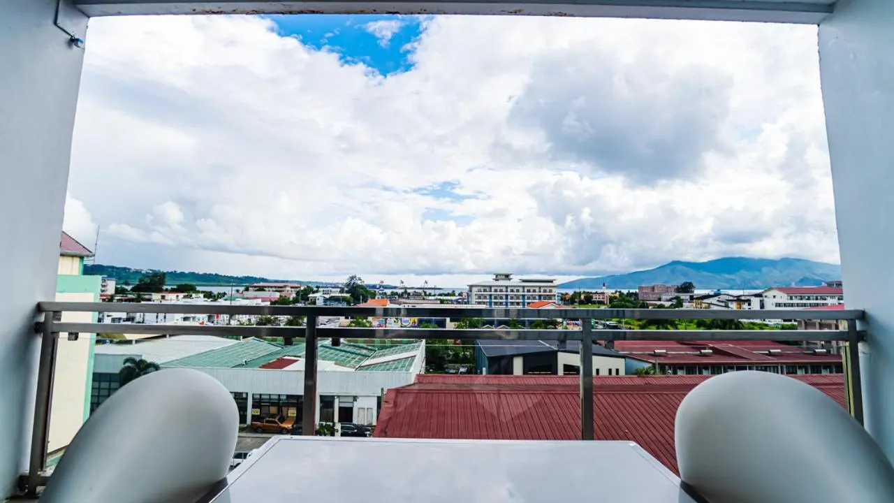 Chequers Suites Subic Bay