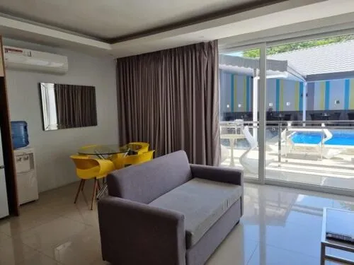 Chequers Suites Subic Bay
