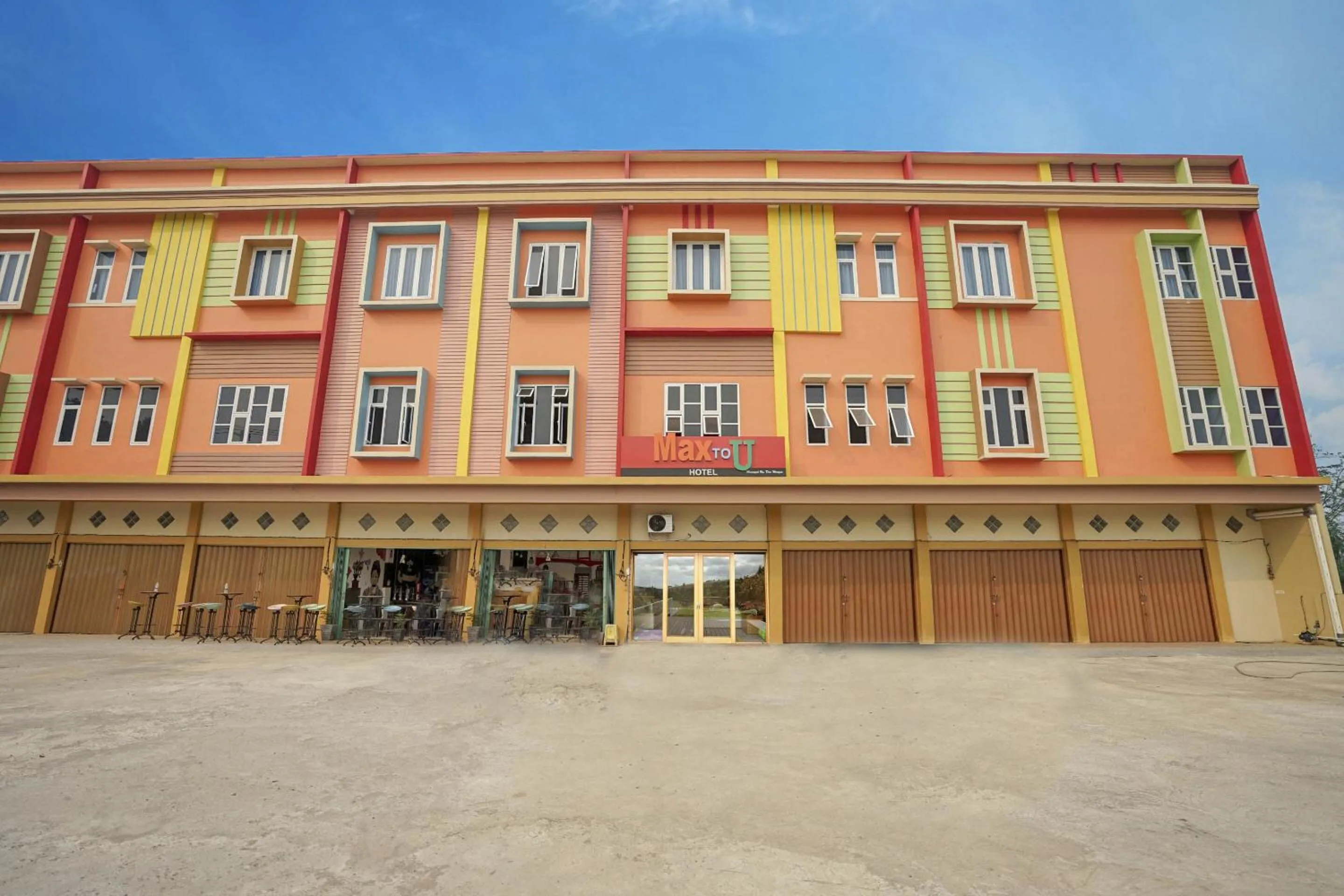 Facade/entrance in OYO Life 1299 Balcony Orange Homestay