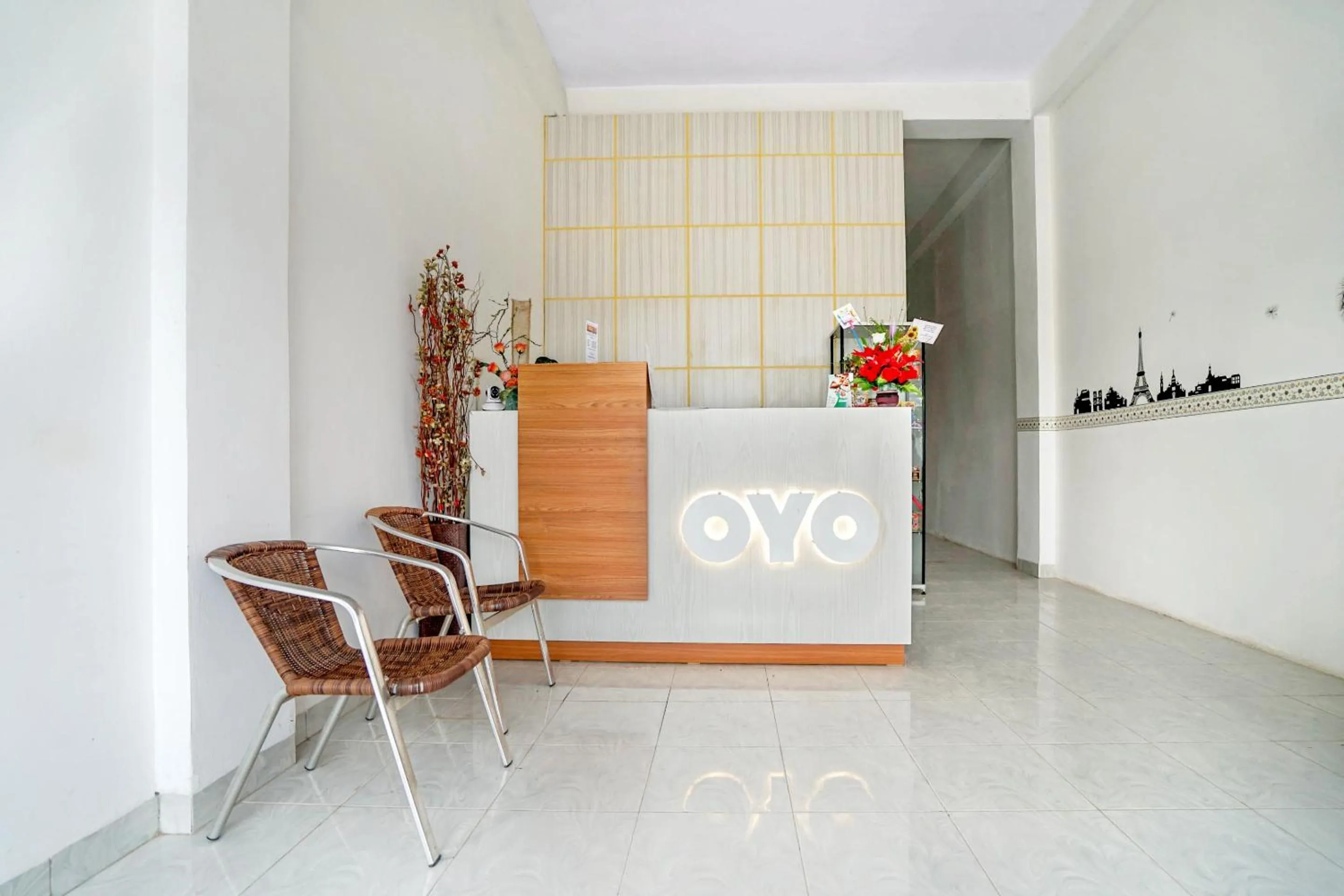 Lobby or reception in OYO Life 1299 Balcony Orange Homestay