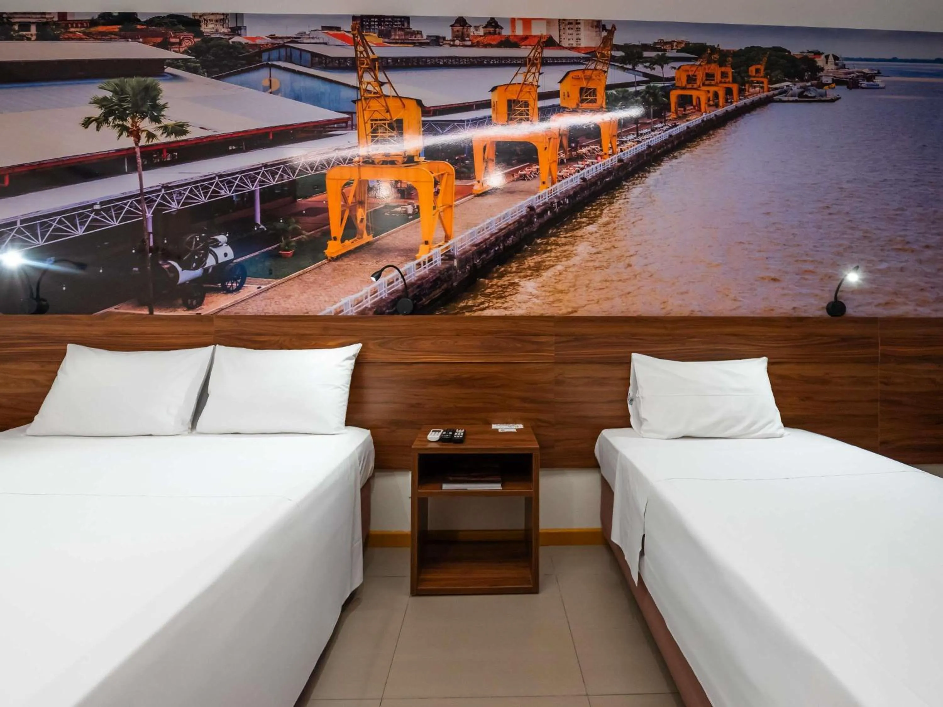 Bedroom, Bed in Ibis Styles Belém Hangar