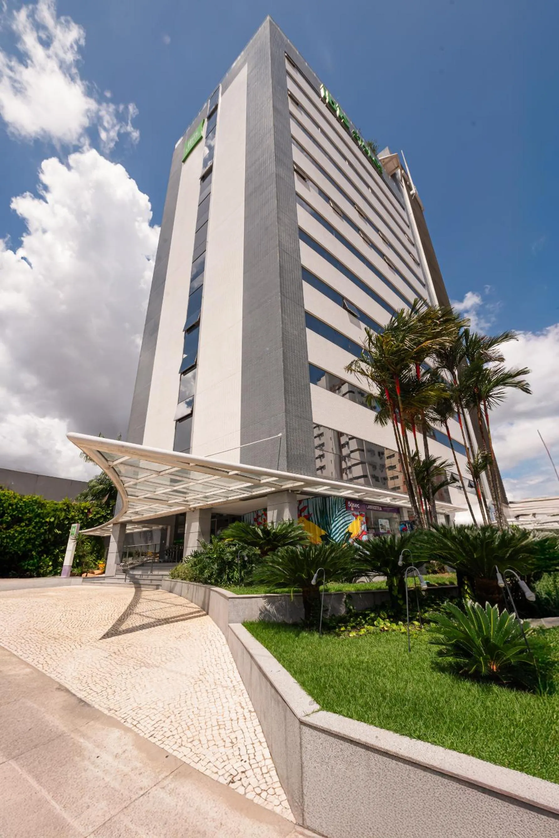 Property building in Ibis Styles Belém Hangar