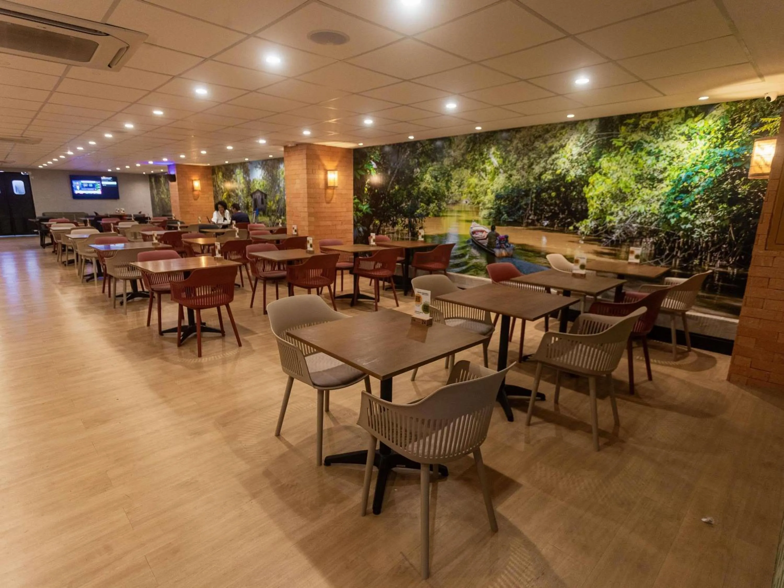 Breakfast in Ibis Styles Belém Hangar