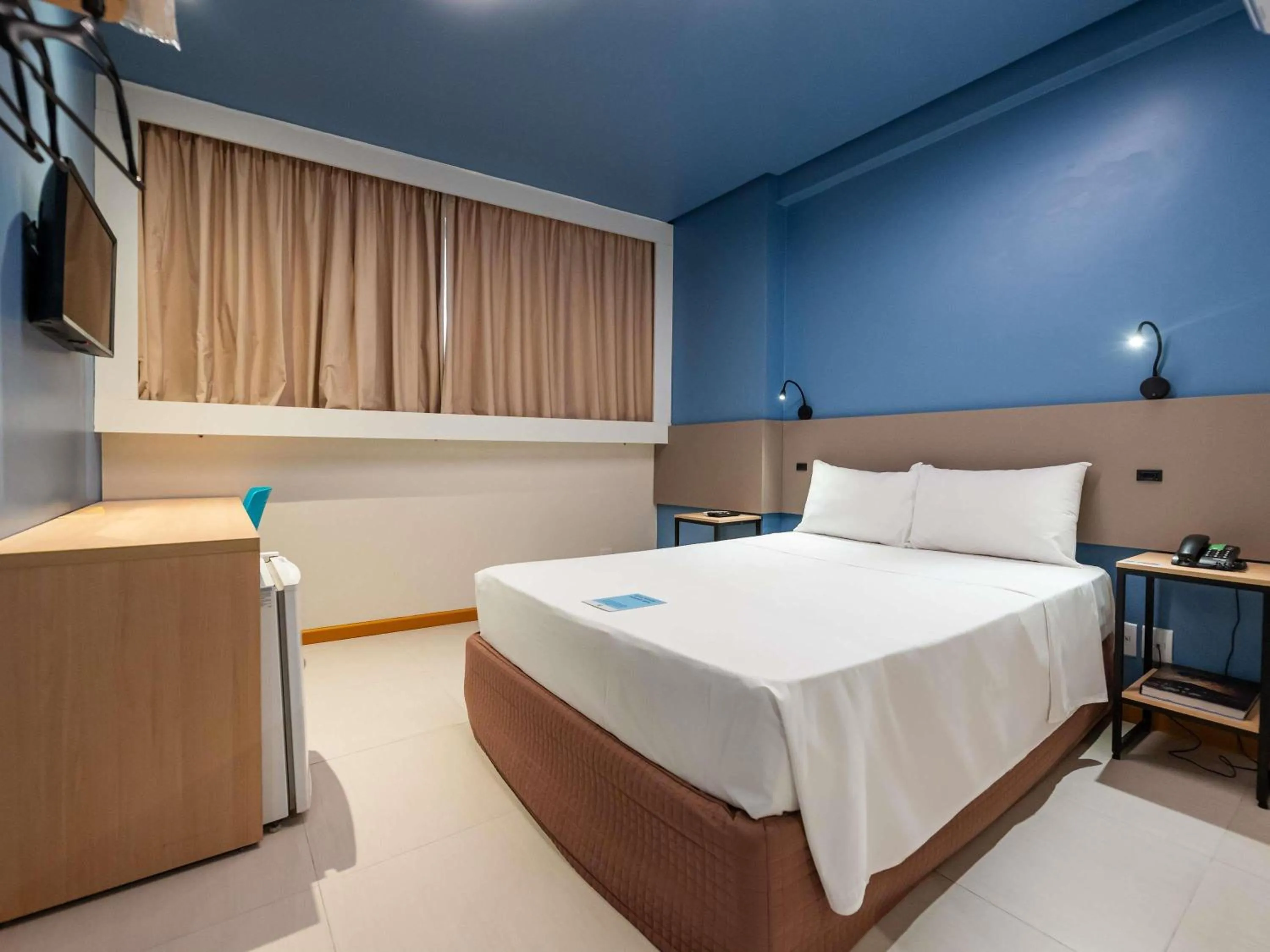 Bedroom, Bed in Ibis Styles Belém Hangar