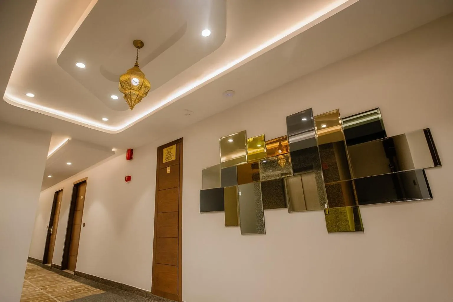 Lobby or reception in HOTEL TEN SQUARE - 5 Minutes from The Taj Mahal