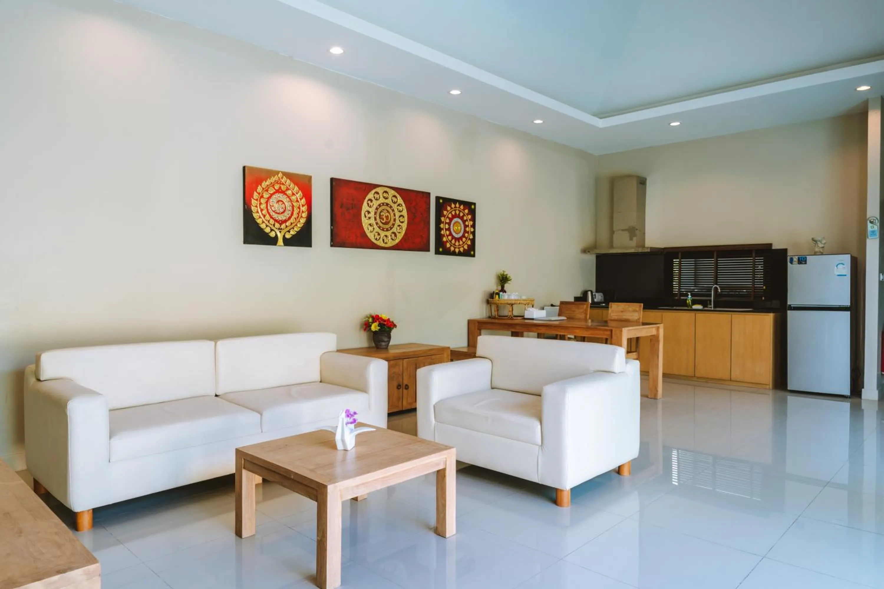 Kitchen or kitchenette in Layantara Villas