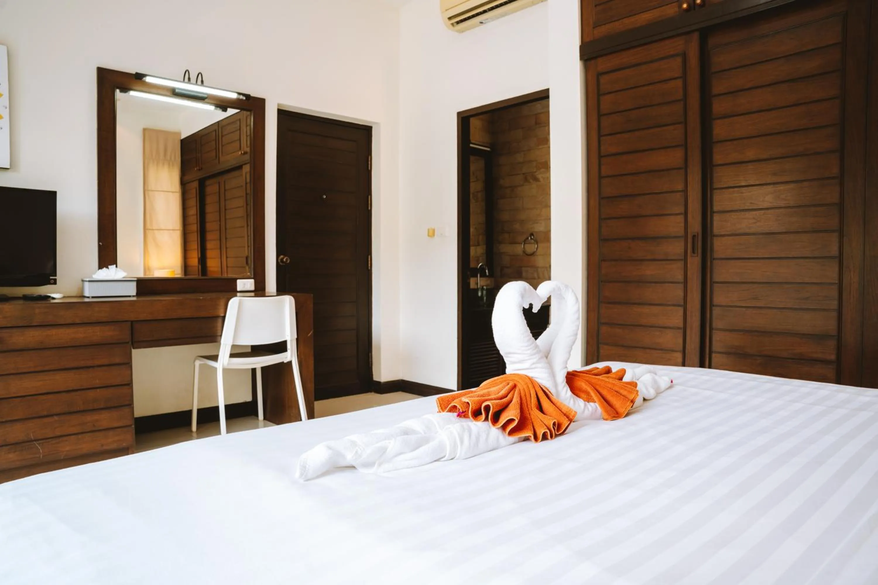 Bedroom, Bed in Layantara Villas