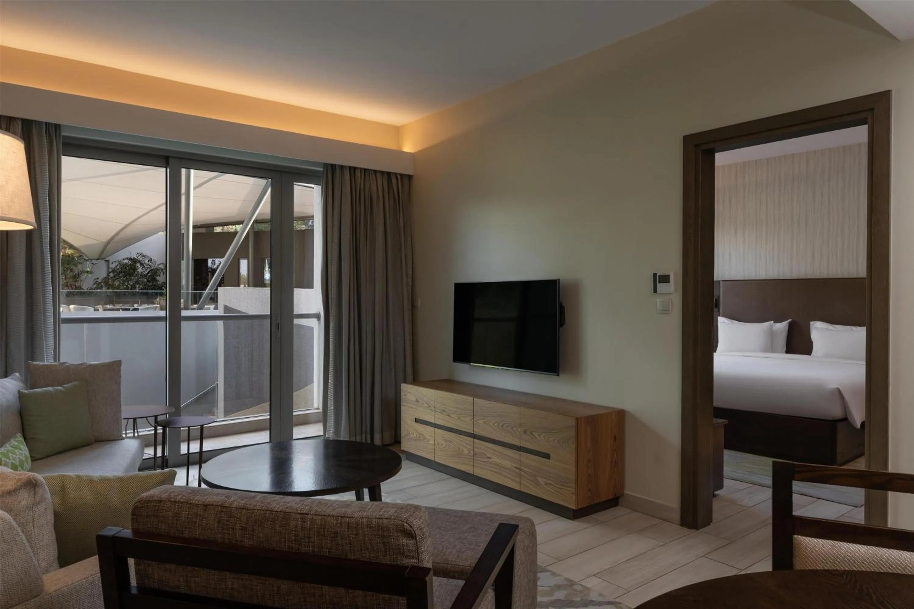 View (from property/room), Bed in Radisson Blu Hotel & Residence Nairobi Arboretum